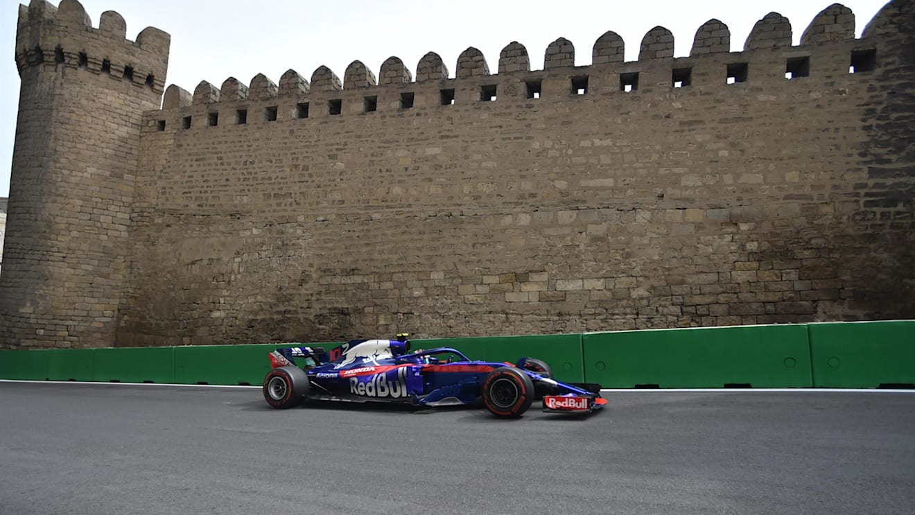 Pierre Gasly (FRA) Scuderia Toro Rosso STR13 at Formula One World Championship, Rd4, Azerbaijan Grand Prix, Practice, Baku City Circuit, Baku, Azerbaijan, Friday 27 April 2018. © Simon Galloway/Sutton Images