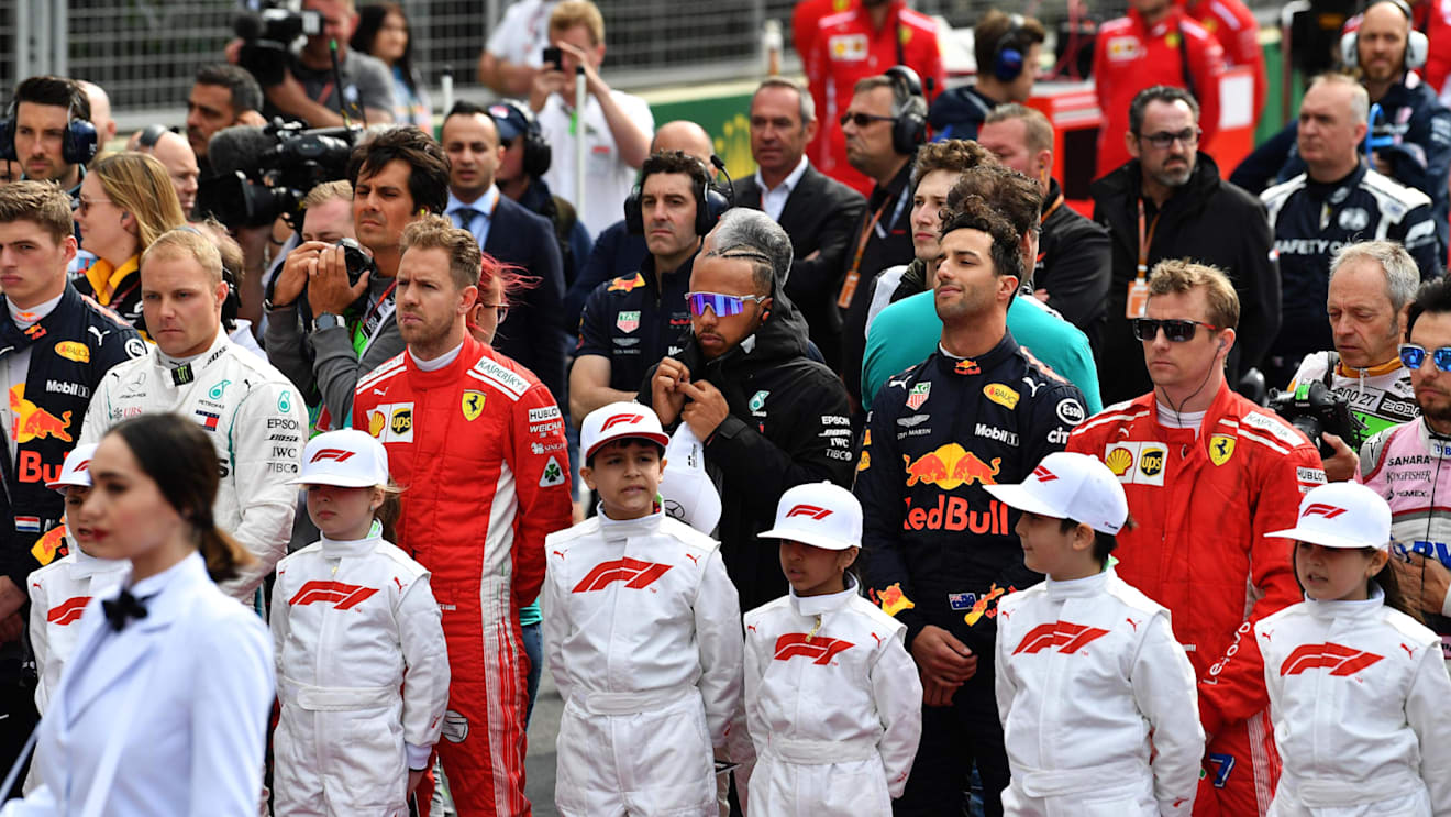 Drivers and grid kids at Formula One World Championship, Rd4, Azerbaijan Grand Prix, Race, Baku City Circuit, Baku, Azerbaijan, Sunday 29 April 2018. © Mark Sutton/Sutton Images