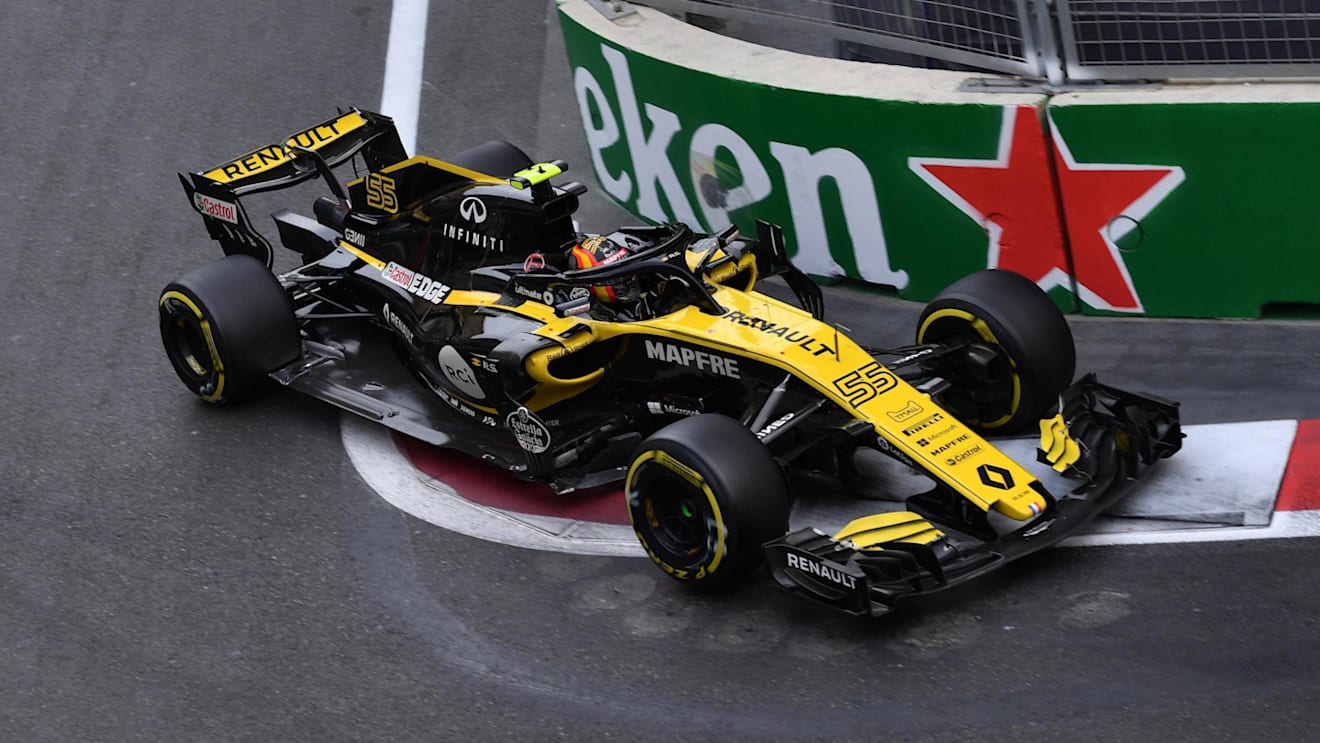 Carlos Sainz (ESP) Renault Sport F1 Team RS18 at Formula One World Championship, Rd4, Azerbaijan Grand Prix, Race, Baku City Circuit, Baku, Azerbaijan, Sunday 29 April 2018. © Jerry Andre/Sutton Images