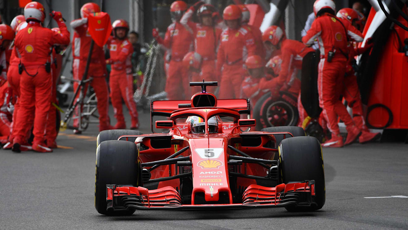 Sebastian Vettel (GER) Ferrari SF-71H PIT STOP at Formula One World Championship, Rd4, Azerbaijan Grand Prix, Race, Baku City Circuit, Baku, Azerbaijan, Sunday 29 April 2018. © Mark Sutton/Sutton Images