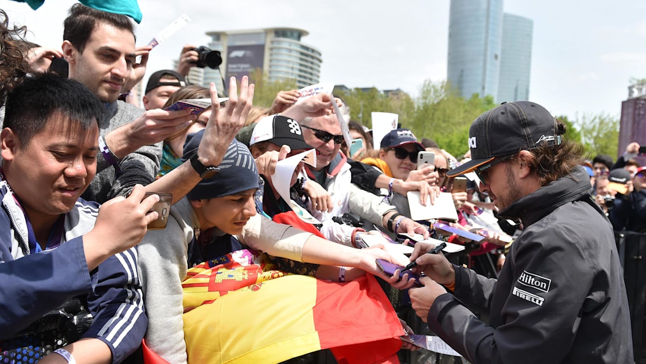 Fernando Alonso (ESP) McLaren at the fans autograph session at Formula One World Championship, Rd4, Azerbaijan Grand Prix, Race, Baku City Circuit, Baku, Azerbaijan, Sunday 29 April 2018. © Simon Galloway/Sutton Images