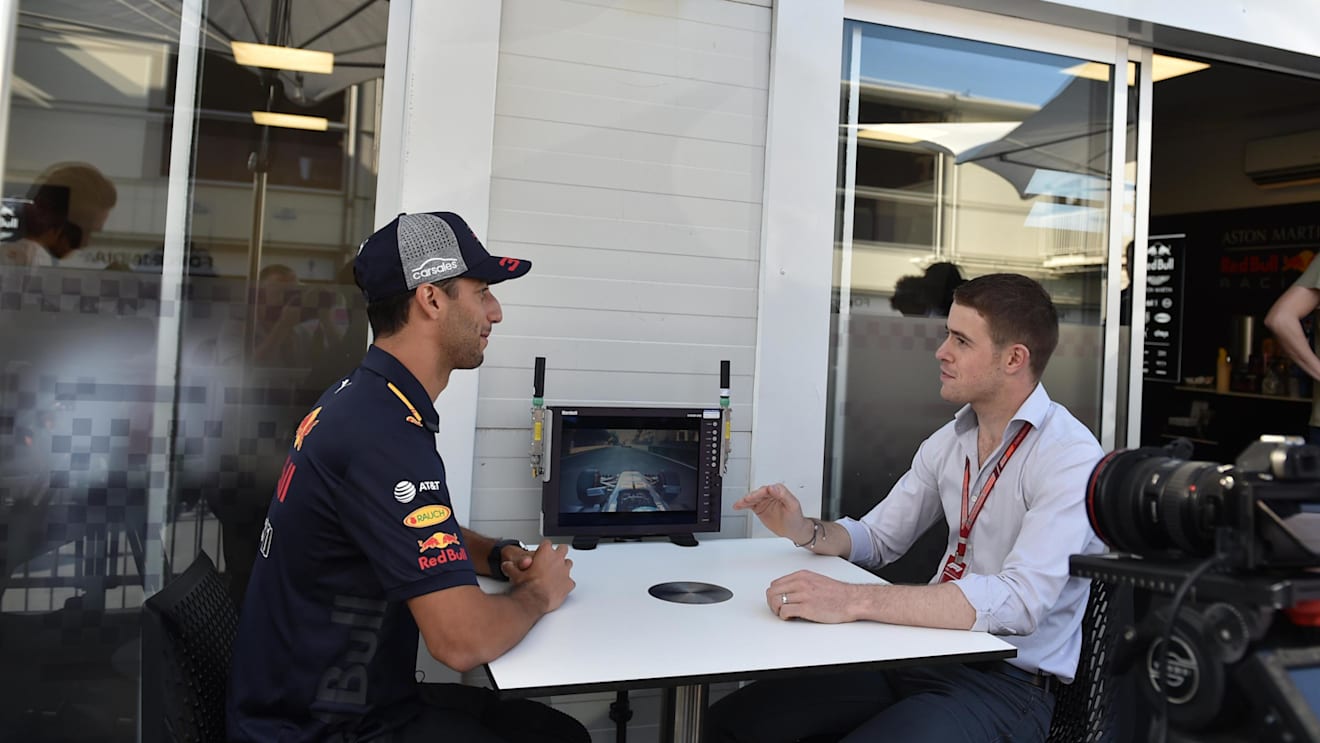 Daniel Ricciardo (AUS) Red Bull Racing and Paul di Resta (GBR) Sky TV at Formula One World Championship, Rd4, Azerbaijan Grand Prix, Preparations, Baku City Circuit, Baku, Azerbaijan, Thursday 26 April 2018. © Simon Galloway/Sutton Images