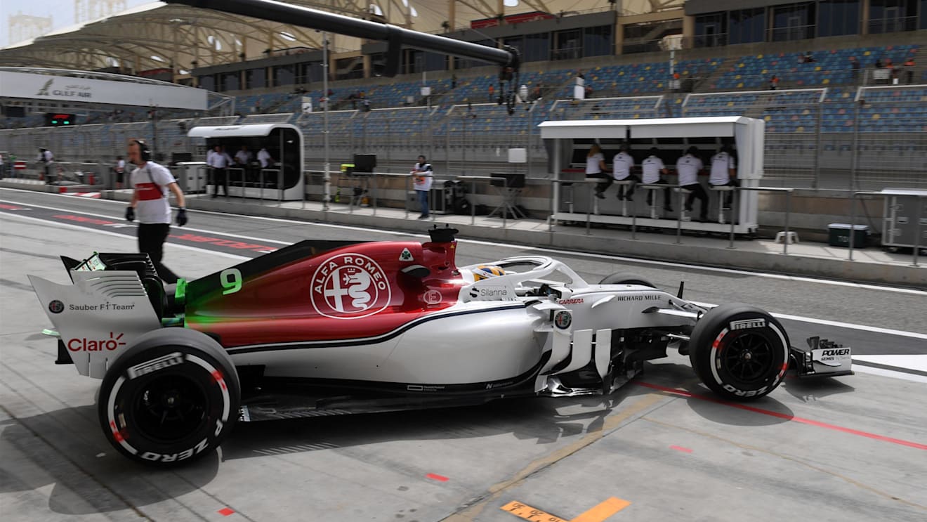 Marcus Ericsson (SWE) Alfa Romeo Sauber C37 at Formula One World Championship, Rd2, Bahrain Grand Prix, Practice, Bahrain International Circuit, Sakhir, Bahrain, Friday 6 April 2018. © Mark Sutton/Sutton Images