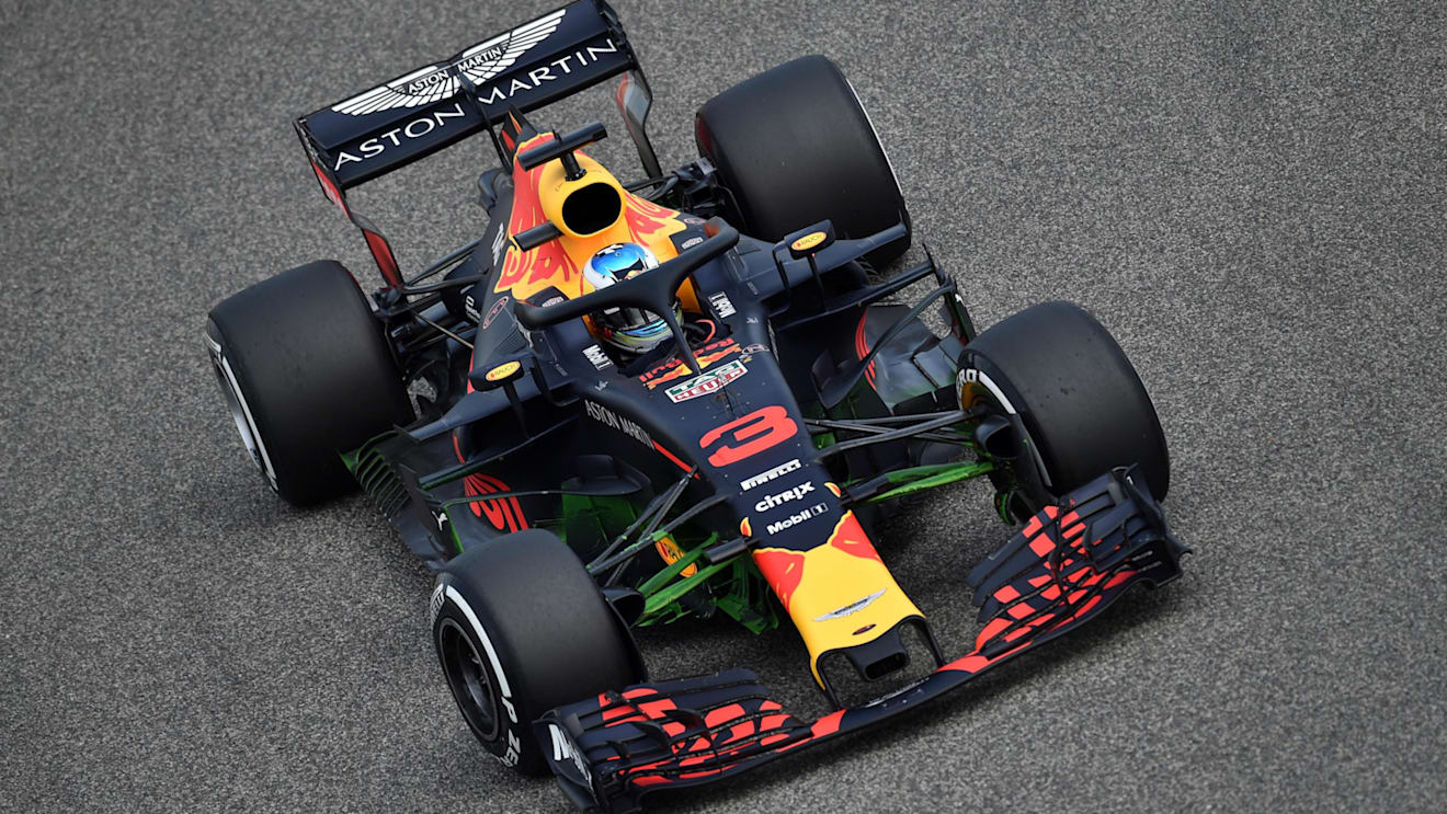 Daniel Ricciardo (AUS) Red Bull Racing RB14 at Formula One World Championship, Rd2, Bahrain Grand Prix, Practice, Bahrain International Circuit, Sakhir, Bahrain, Friday 6 April 2018. © Simon Galloway/Sutton Images