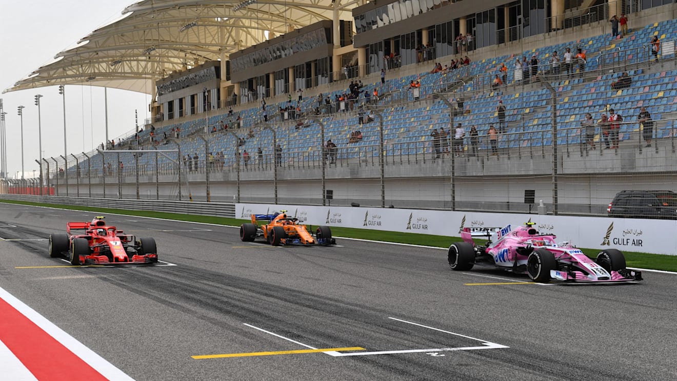 Practice starts at Formula One World Championship, Rd2, Bahrain Grand Prix, Practice, Bahrain International Circuit, Sakhir, Bahrain, Friday 6 April 2018. © Mark Sutton/Sutton Images