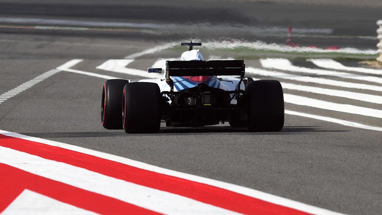 Lance Stroll (CDN) Williams FW41 at Formula One World Championship, Rd2, Bahrain Grand Prix, Qualifying, Bahrain International Circuit, Sakhir, Bahrain, Saturday 7 April 2018. © Mark Sutton/Sutton Images