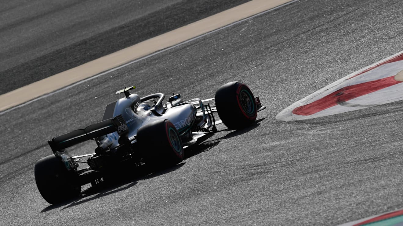 Valtteri Bottas (FIN) Mercedes-AMG F1 W09 EQ Power+ at Formula One World Championship, Rd2, Bahrain Grand Prix, Qualifying, Bahrain International Circuit, Sakhir, Bahrain, Saturday 7 April 2018. © Simon Galloway/Sutton Images