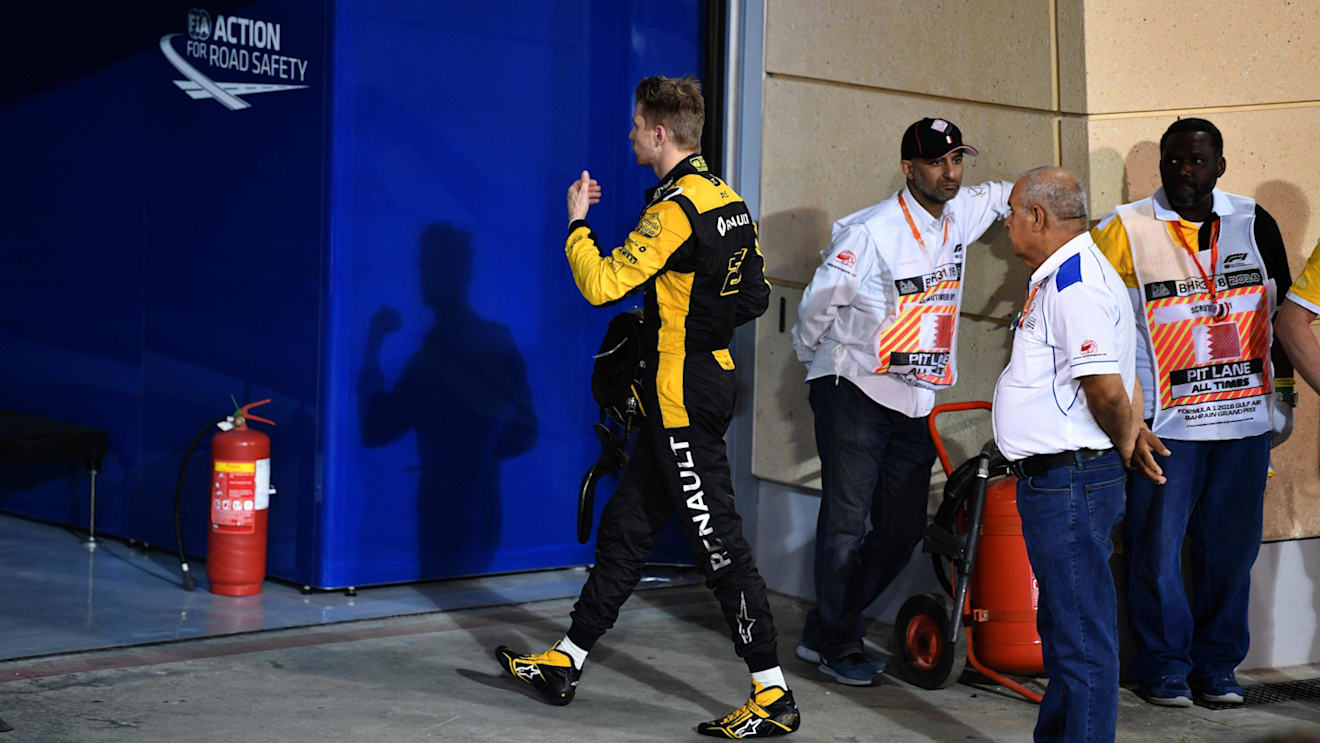 Nico Hulkenberg (GER) Renault Sport F1 Team in parc ferme at Formula One World Championship, Rd2, Bahrain Grand Prix, Race, Bahrain International Circuit, Sakhir, Bahrain, Sunday 8 April 2018. © Mark Sutton/Sutton Images