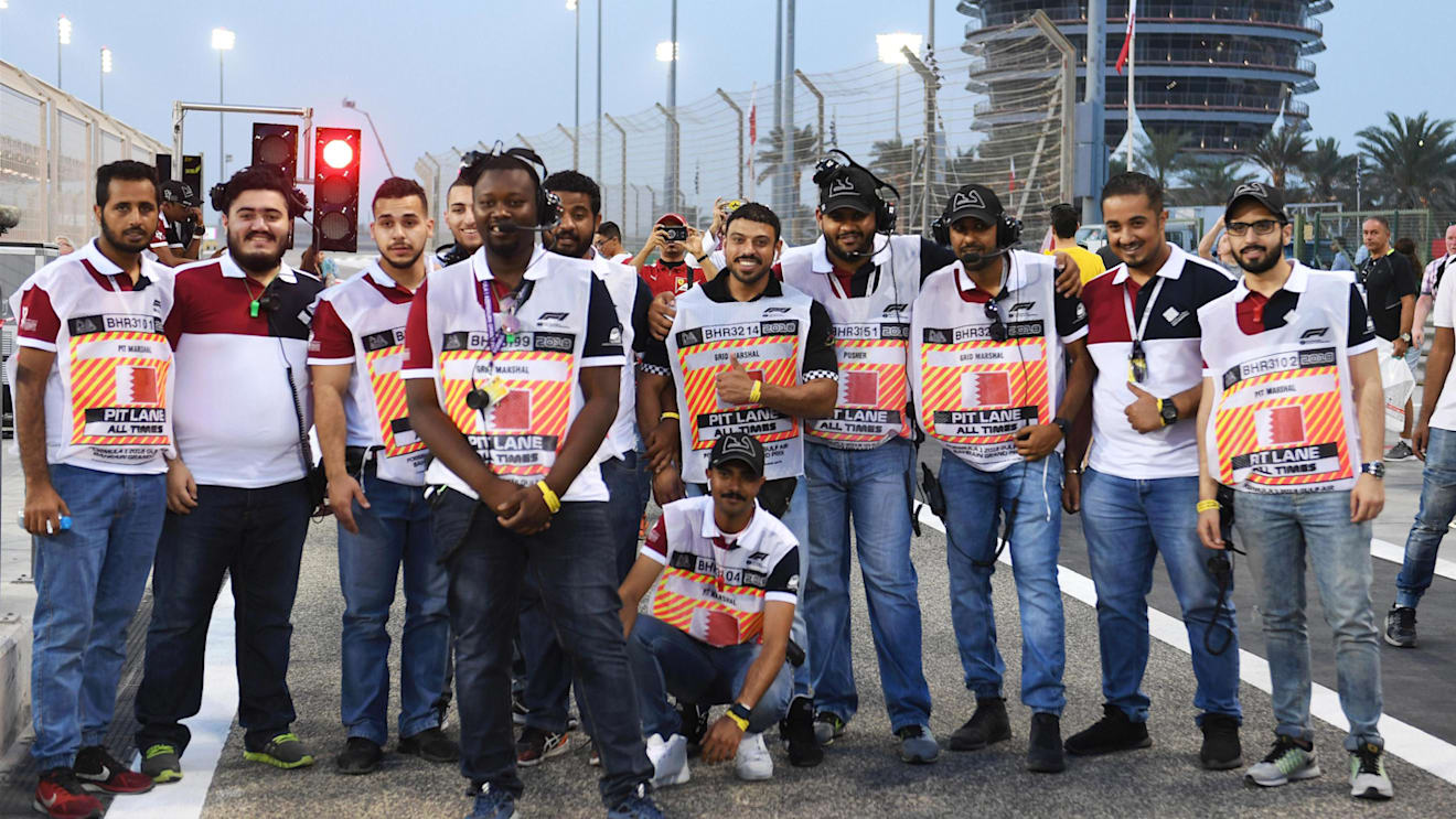 Marshals at Formula One World Championship, Rd2, Bahrain Grand Prix, Preparations, Bahrain International Circuit, Sakhir, Bahrain, Thursday 5 April 2018. © Mark Sutton/Sutton Images