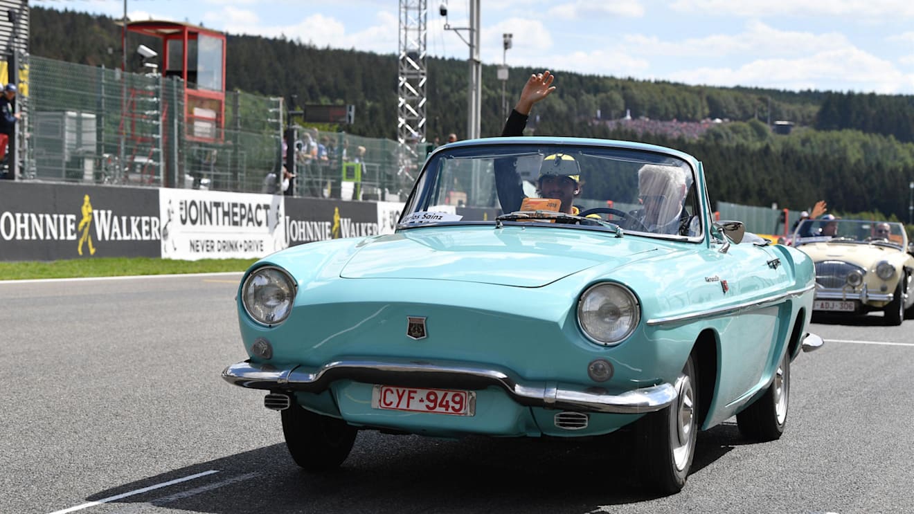 Carlos Sainz, Renault Sport F1 Team on the drivers parade at Formula One World Championship, Rd13, Belgian Grand Prix, Race, Spa Francorchamps, Belgium, Sunday 26 August 2018. © Mark Sutton/Sutton Images