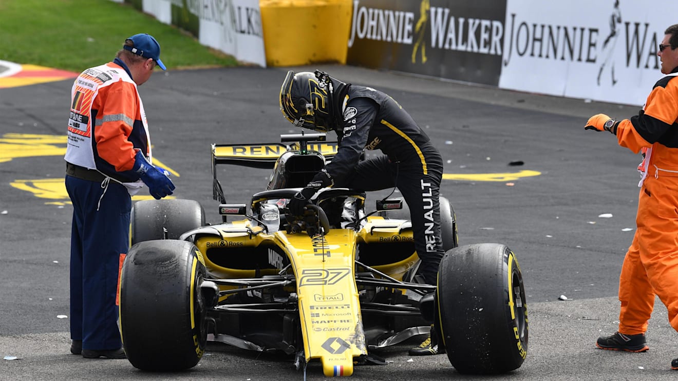 Nico Hulkenberg, Renault Sport F1 Team R.S. 18 crashed at the start of the race at Formula One World Championship, Rd13, Belgian Grand Prix, Race, Spa Francorchamps, Belgium, Sunday 26 August 2018. © Mark Sutton/Sutton Images
