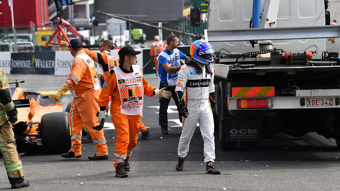 Fernando Alonso, McLaren MCL33 crashed out of the race at Formula One World Championship, Rd13, Belgian Grand Prix, Race, Spa Francorchamps, Belgium, Sunday 26 August 2018. © Mark Sutton/Sutton Images