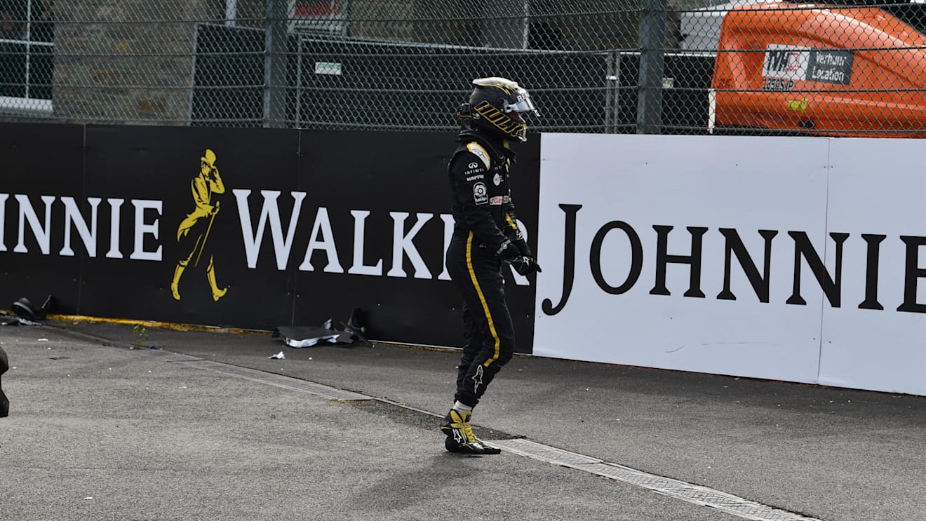 Race retiree Nico Hulkenberg, Renault Sport F1 Team walks in at Formula One World Championship, Rd13, Belgian Grand Prix, Race, Spa Francorchamps, Belgium, Sunday 26 August 2018. © Mark Sutton/Sutton Images
