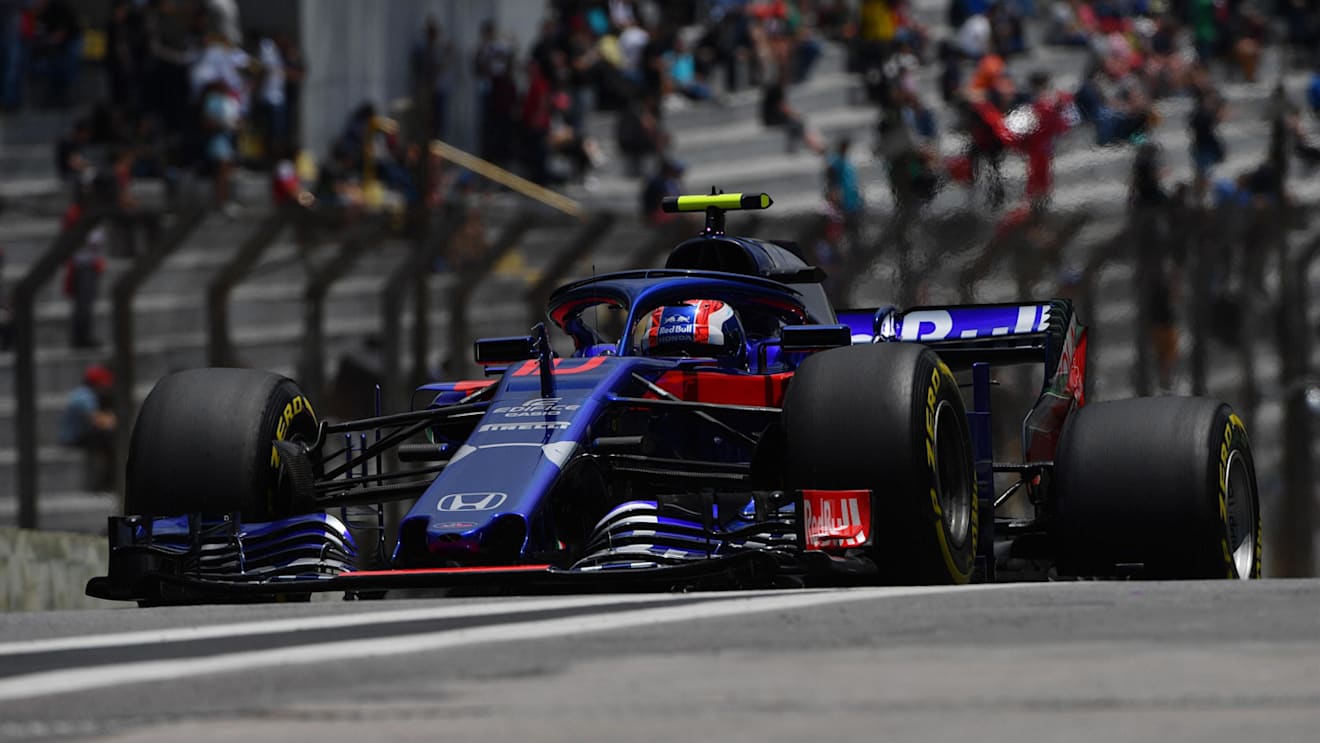Pierre Gasly, Toro Rosso STR13 at Formula One World Championship, Rd20, Brazilian Grand Prix, Practice, Interlagos, Sao Paulo, Brazil, Friday 9 November 2018.