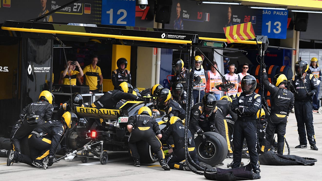 Nico Hulkenberg, Renault Sport F1 Team R.S. 18 pit stop at Formula One World Championship, Rd20, Brazilian Grand Prix, Race, Interlagos, Sao Paulo, Brazil, Sunday 11 November 2018.