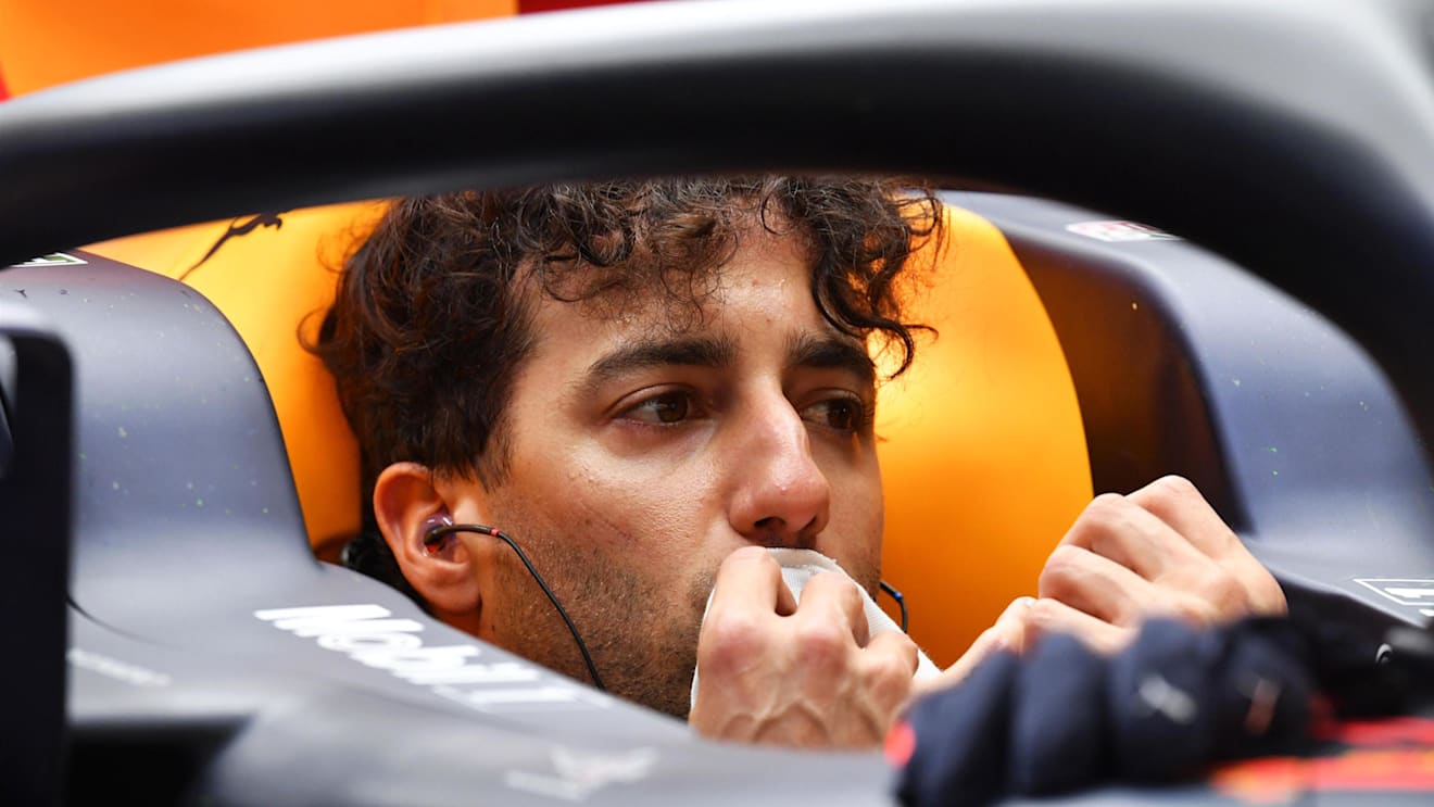 Daniel Ricciardo (AUS) Red Bull Racing RB14 at Formula One World Championship, Rd3, Chinese Grand Prix, Practice, Shanghai, China, Friday 13 April 2018. © Mark Sutton/Sutton Images