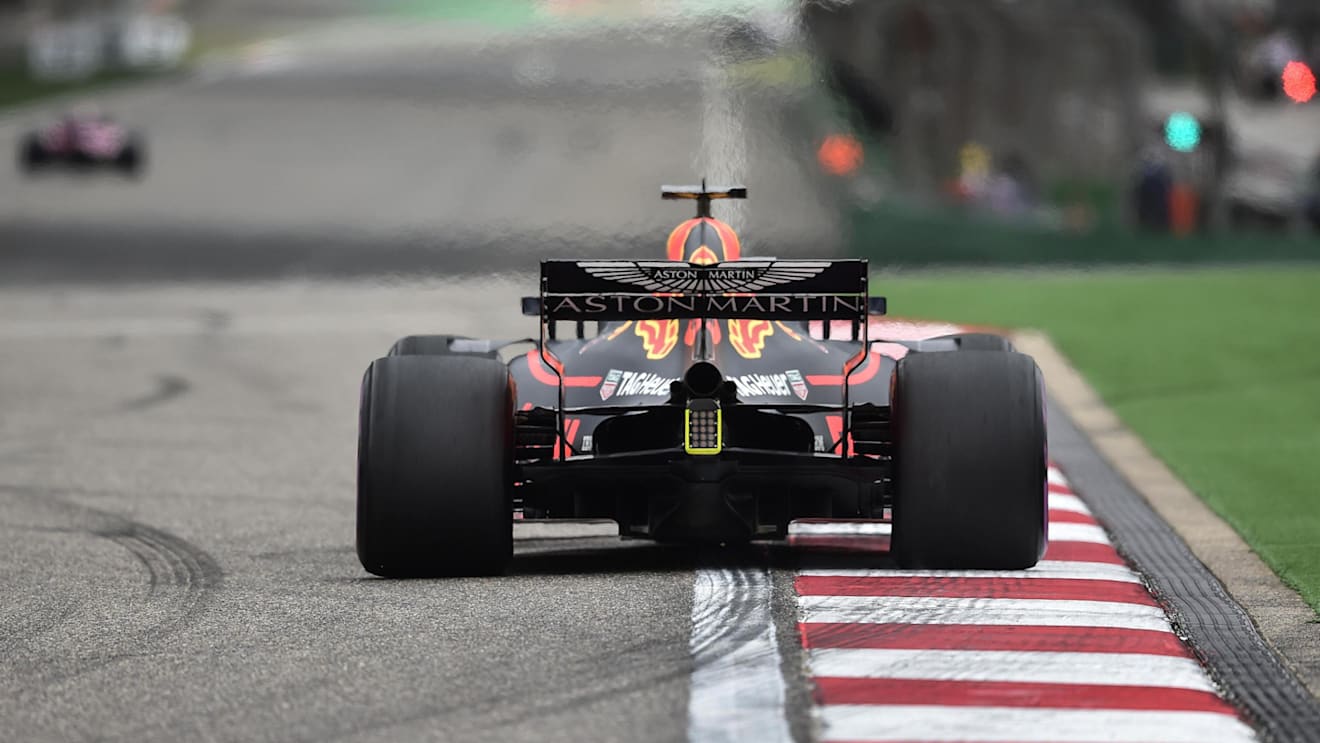 Daniel Ricciardo (AUS) Red Bull Racing RB14 at Formula One World Championship, Rd3, Chinese Grand Prix, Practice, Shanghai, China, Friday 13 April 2018. © Simon Galloway/Sutton Images