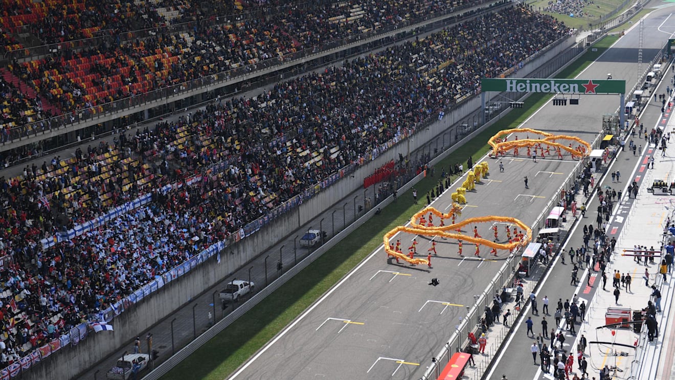 Grid entertainment at Formula One World Championship, Rd3, Chinese Grand Prix, Race, Shanghai, China, Sunday 15 April 2018. © Simon Galloway/Sutton Images