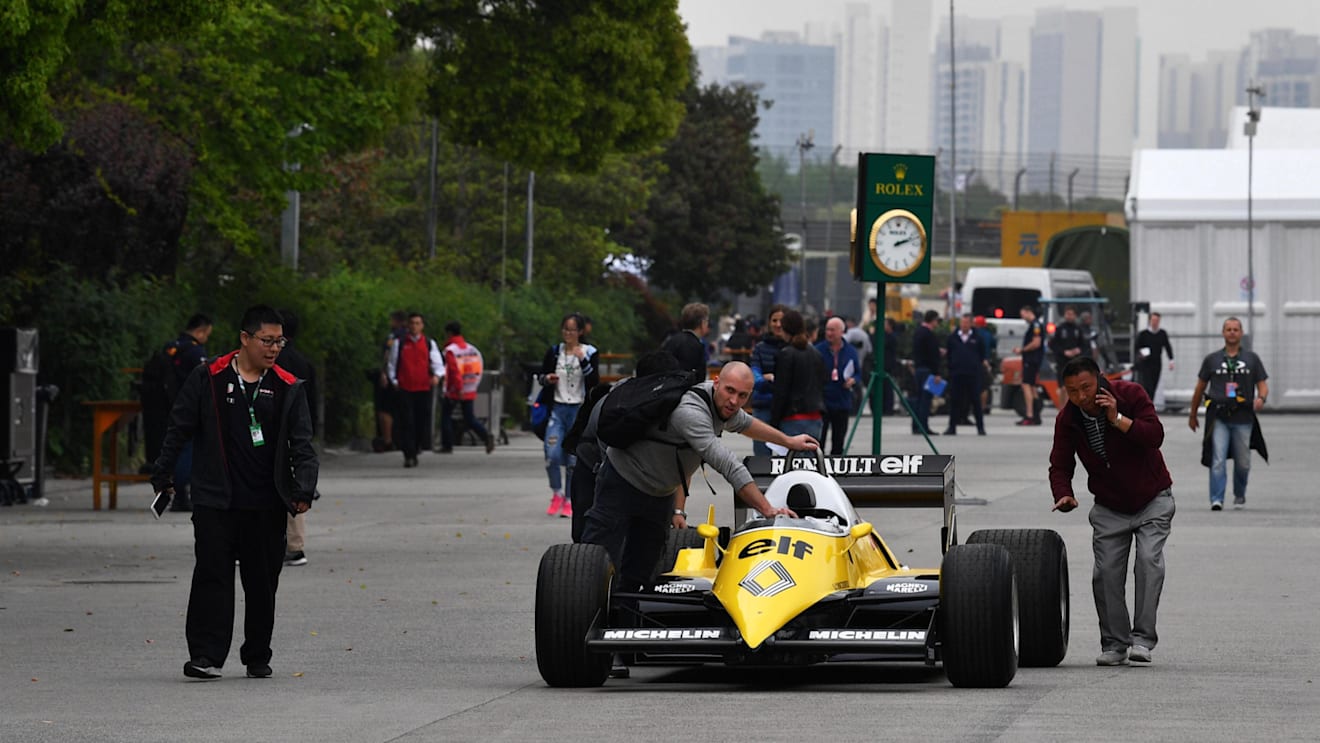 Renault RE40 at Formula One World Championship, Rd3, Chinese Grand Prix, Preparations, Shanghai, China, Thursday 12 April 2018. © Mark Sutton/Sutton Images