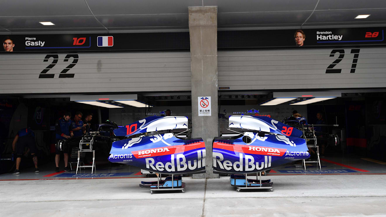 Scuderia Toro Rosso garage at Formula One World Championship, Rd3, Chinese Grand Prix, Preparations, Shanghai, China, Thursday 12 April 2018. © Jerry Andre/Sutton Images