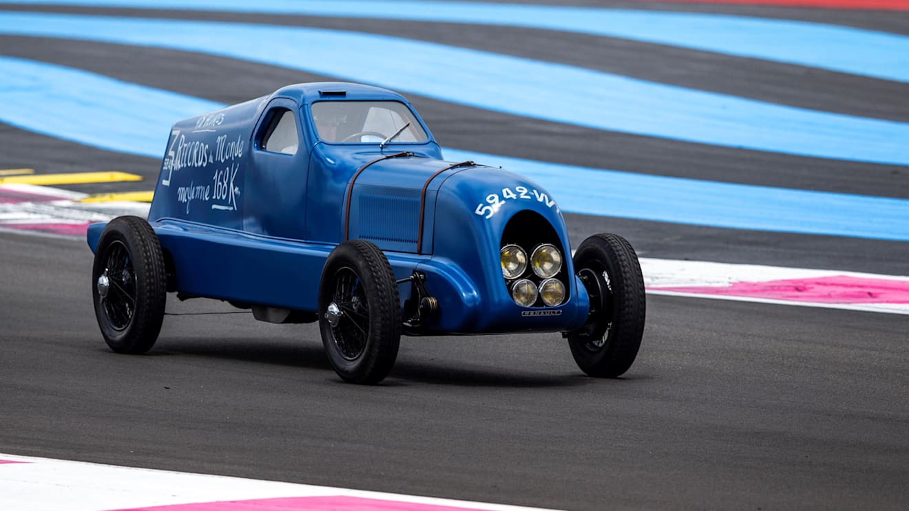 Historic parade at Formula One World Championship, Rd8, French Grand Prix, Race, Paul Ricard, France, Sunday 24 June 2018. © Manuel Goria/Sutton Images