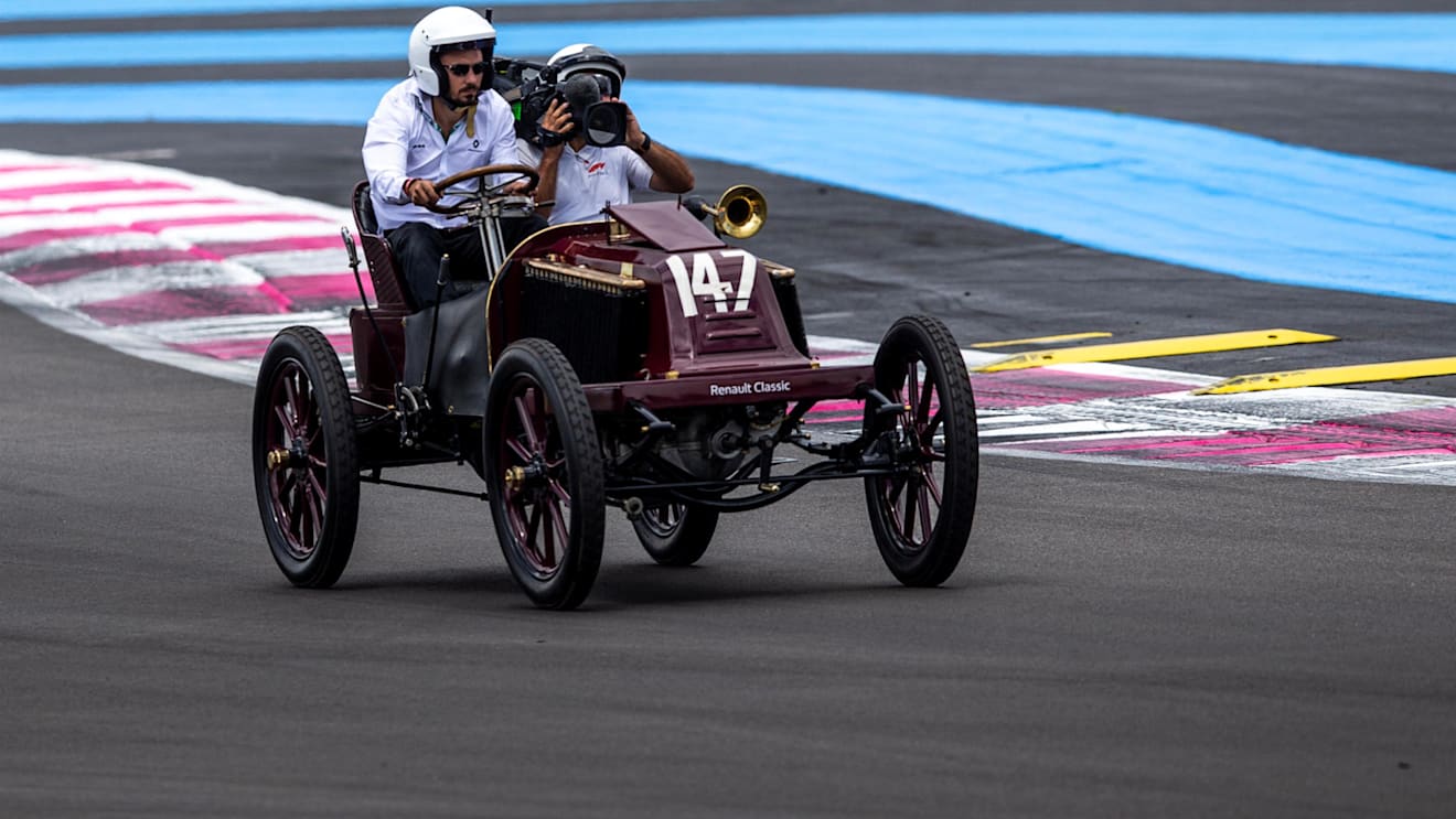 Historic parade at Formula One World Championship, Rd8, French Grand Prix, Race, Paul Ricard, France, Sunday 24 June 2018. © Manuel Goria/Sutton Images