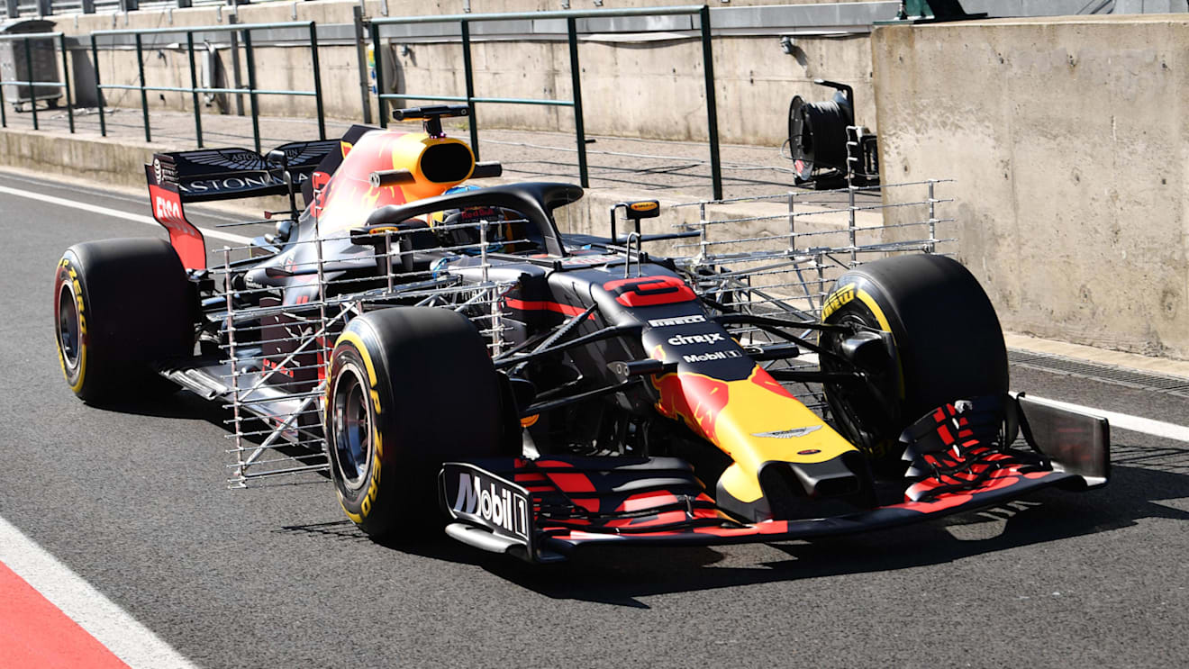 Daniel Ricciardo (AUS) Red Bull Racing RB14 at Formula One Testing, Day One, Hungaroring, Hungary, Tuesday 31 July 2018. © Mark Sutton/Sutton Images