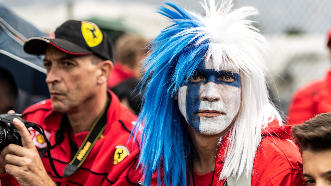 Kimi Raikkonen, Ferrari fan at Formula One World Championship, Rd14, Italian Grand Prix, Qualifying, Monza, Italy, Saturday 1 September 2018. © Manuel Goria/Sutton Images