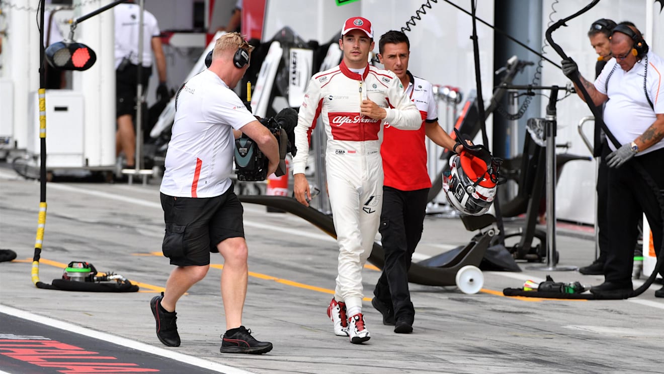 Charles Leclerc, Alfa Romeo Sauber F1 Team walks in after Q1 at Formula One World Championship, Rd14, Italian Grand Prix, Qualifying, Monza, Italy, Saturday 1 September 2018. © Mark Sutton/Sutton Images