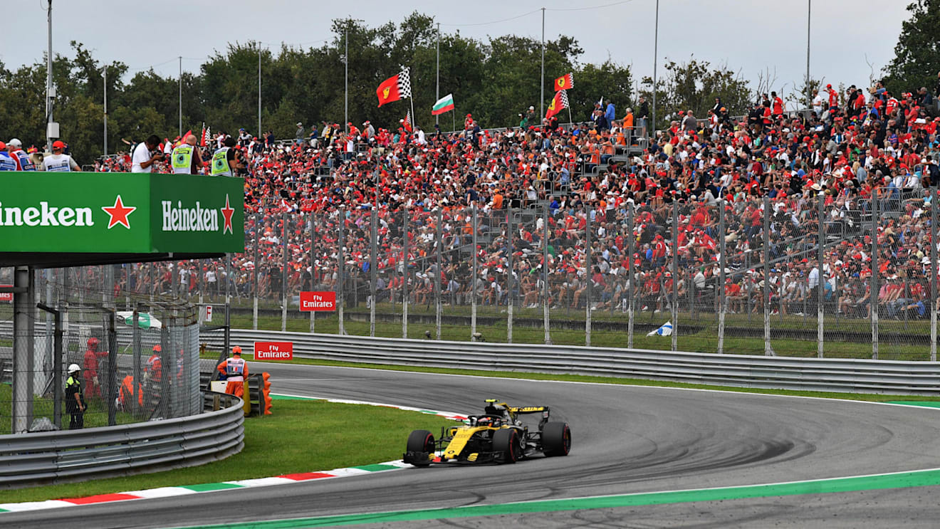 Carlos Sainz, Renault Sport F1 Team R.S. 18 at Formula One World Championship, Rd14, Italian Grand Prix, Race, Monza, Italy, Sunday 2 September 2018. © Mark Sutton/Sutton Images
