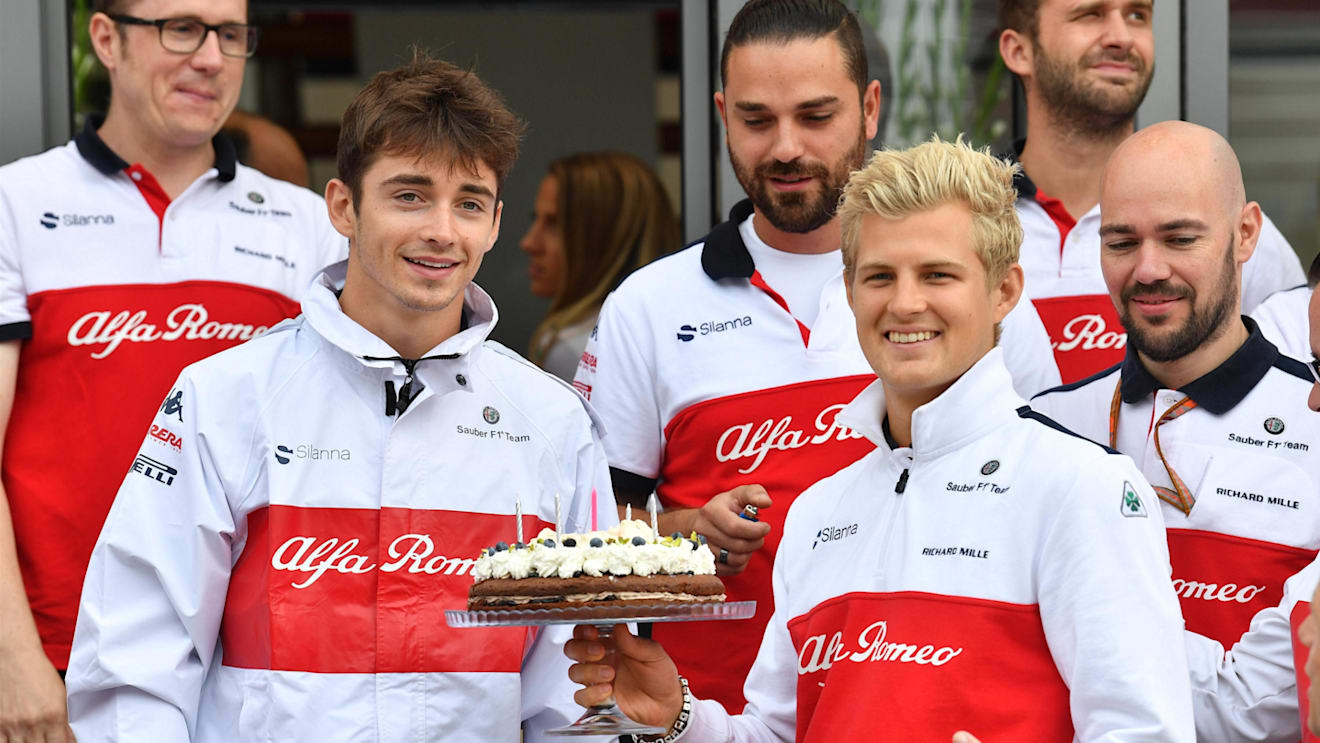 Alfa Romeo Sauber F1 Team birthday celebrations for Marcus Ericsson, Alfa Romeo Sauber F1 Team with Charles Leclerc, Alfa Romeo Sauber F1 Team at Formula One World Championship, Rd14, Italian Grand Prix, Race, Monza, Italy, Sunday 2 September 2018. © Jerry Andre/Sutton Images