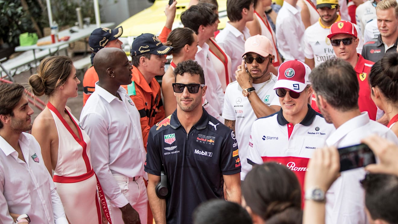 Daniel Ricciardo (AUS) Red Bull Racing, Marcus Ericsson (SWE) Alfa Romeo Sauber F1 Team and Lewis Hamilton (GBR) Mercedes-AMG F1 on the drivers parade at Formula One World Championship, Rd6, Monaco Grand Prix, Race, Monte-Carlo, Monaco, Sunday 27 May 2018. © Manuel Goria/Sutton Images