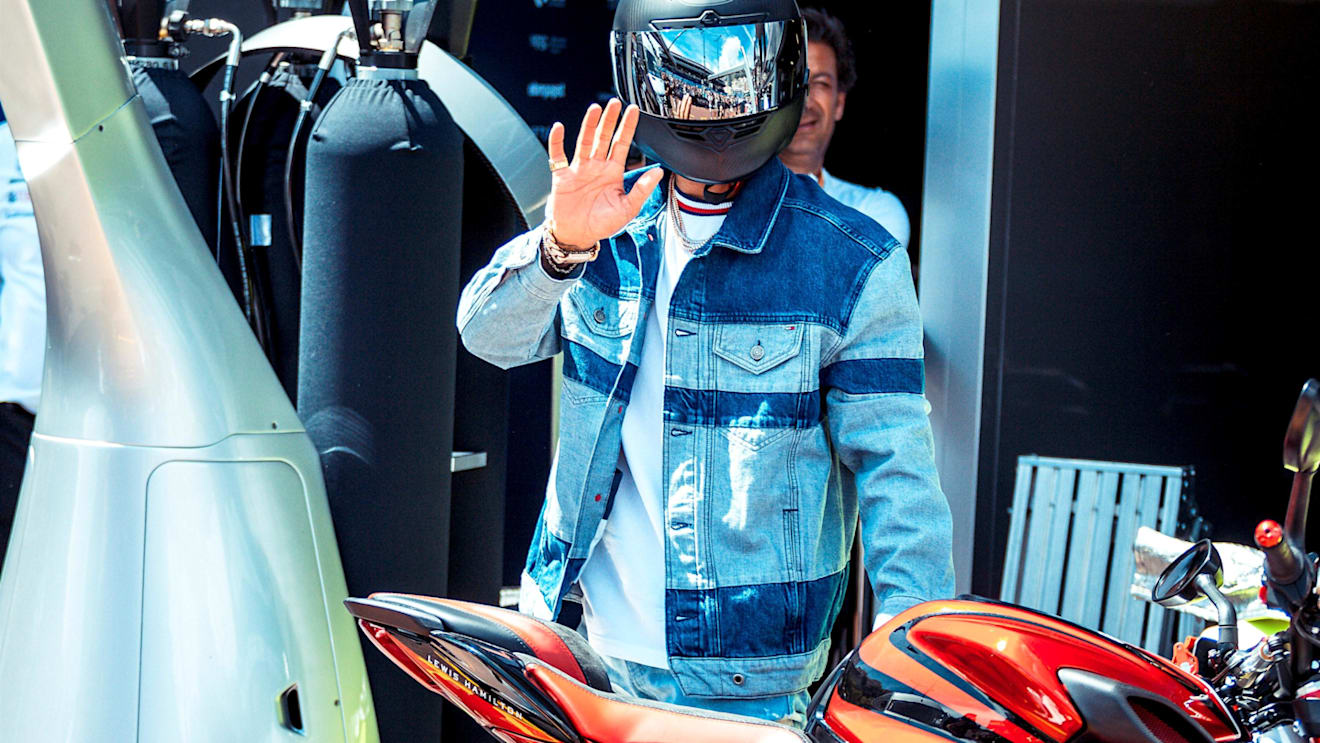 Lewis Hamilton (GBR) Mercedes-AMG F1 waves at Formula One World Championship, Rd6, Monaco Grand Prix, Preparations, Monte-Carlo, Monaco, Wednesday 23 May 2018. © Manuel Goria/Sutton Images