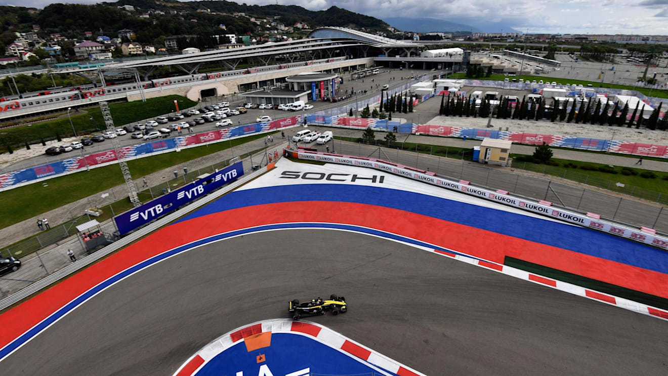 Artem Markelov, Renault Sport F1 Team R.S. 18 at Formula One World Championship, Rd16, Russian Grand Prix, Practice, Sochi Autodrom, Sochi, Krasnodar Krai, Russia, Friday 28 September 2018.