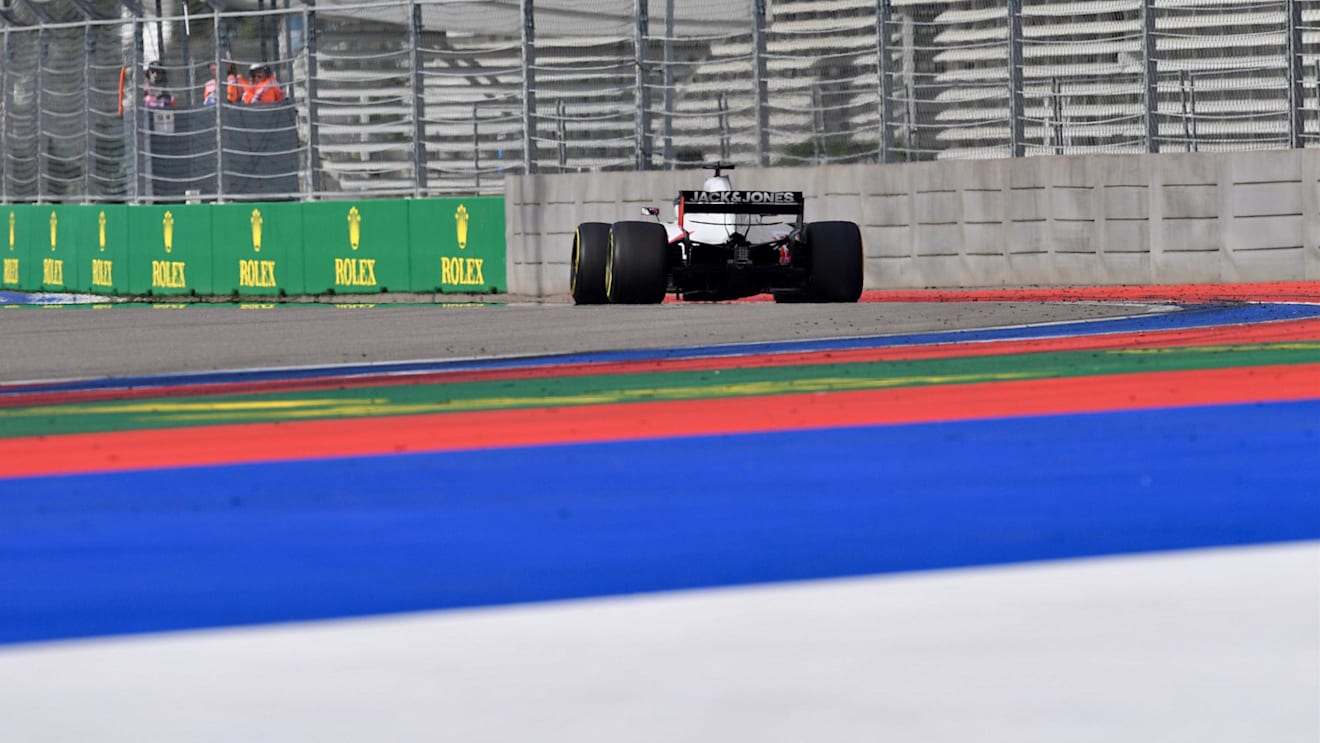 Romain Grosjean, Haas F1 Team VF-18 at Formula One World Championship, Rd16, Russian Grand Prix, Race, Sochi Autodrom, Sochi, Krasnodar Krai, Russia, Sunday 30 September 2018.