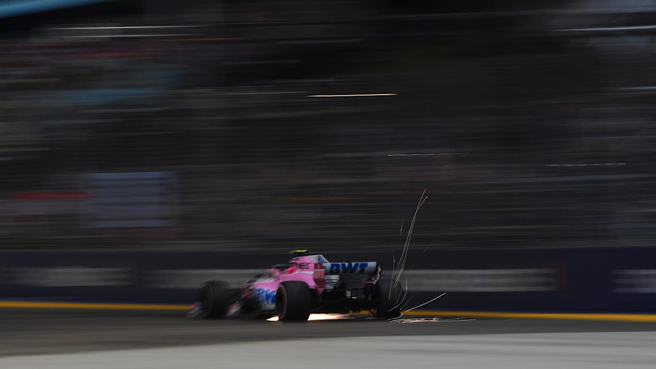 Esteban Ocon, Racing Point Force India VJM11 sparks at Formula One World Championship, Rd15, Singapore Grand Prix, Qualifying, Marina Bay Circuit, Singapore, Saturday 15 September 2018.