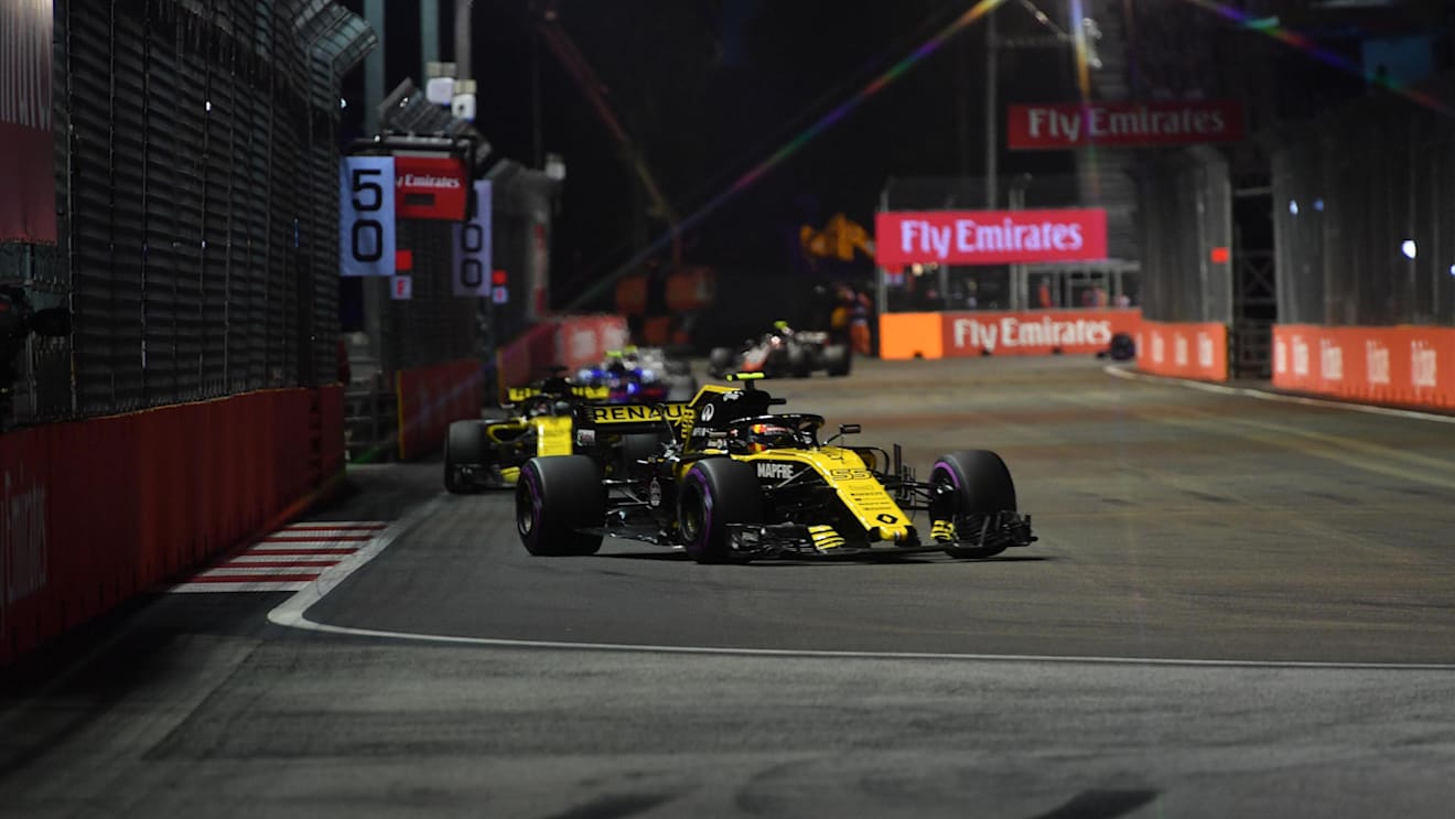 Carlos Sainz, Renault Sport F1 Team R.S. 18 at Formula One World Championship, Rd15, Singapore Grand Prix, Race, Marina Bay Circuit, Singapore, Sunday 16 September 2018.