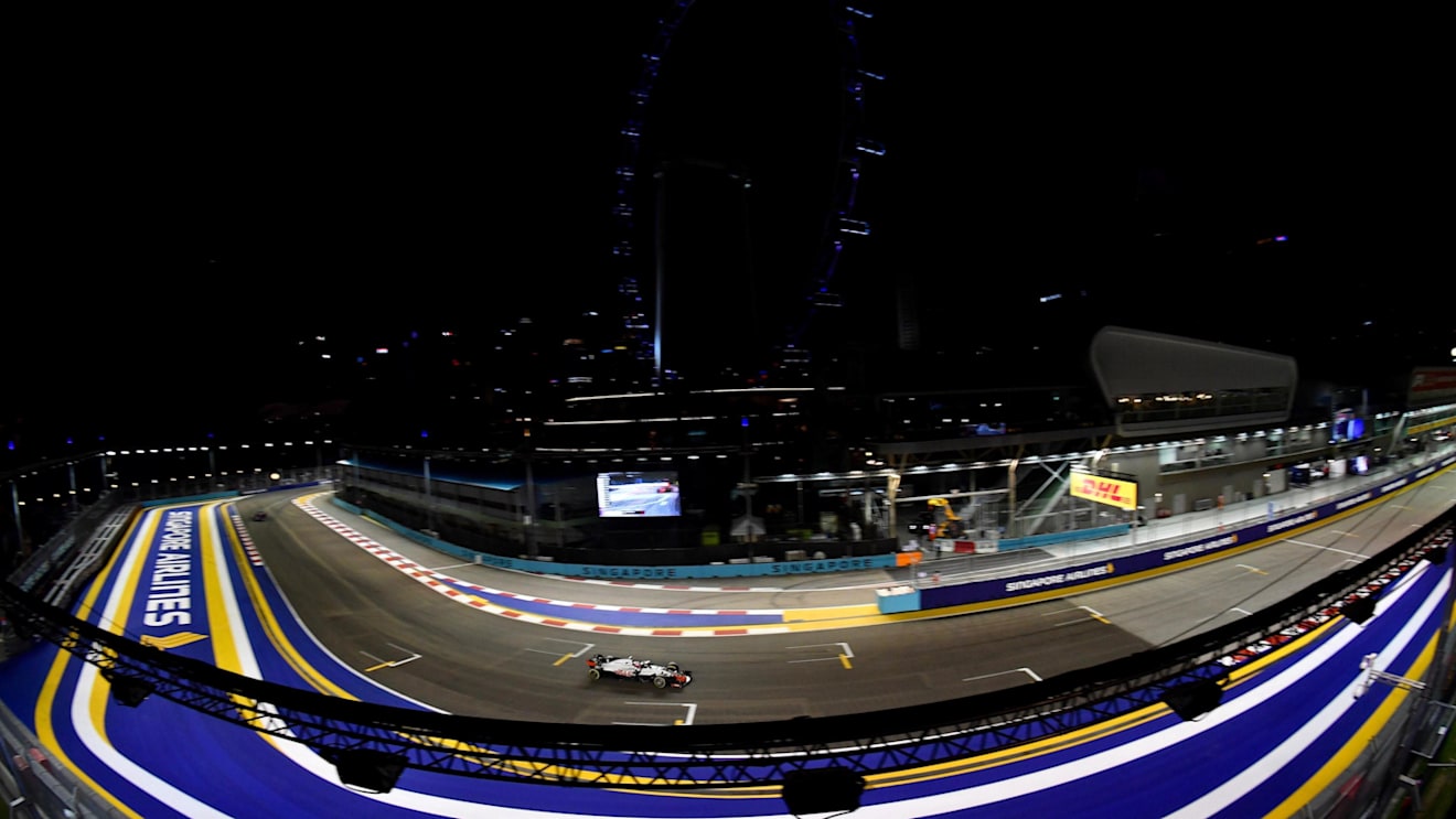 Kevin Magnussen, Haas F1 Team VF-18 at Formula One World Championship, Rd15, Singapore Grand Prix, Race, Marina Bay Circuit, Singapore, Sunday 16 September 2018.