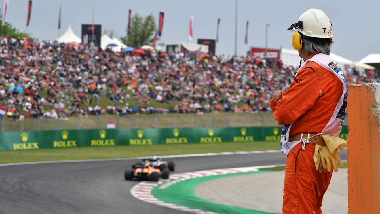 Marshal at Formula One World Championship, Rd5, Spanish Grand Prix, Qualifying, Barcelona, Spain, Saturday 12 May 2018. © Mark Sutton/Sutton Images