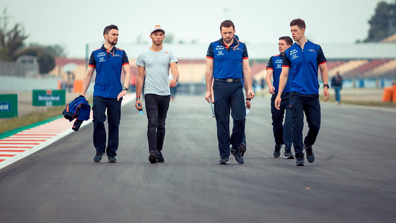 Pierre Gasly (FRA) Scuderia Toro Rosso walks the track at Formula One World Championship, Rd5, Spanish Grand Prix, Preparations, Barcelona, Spain, Thursday 10 May 2018. © Manuel Goria/Sutton Images