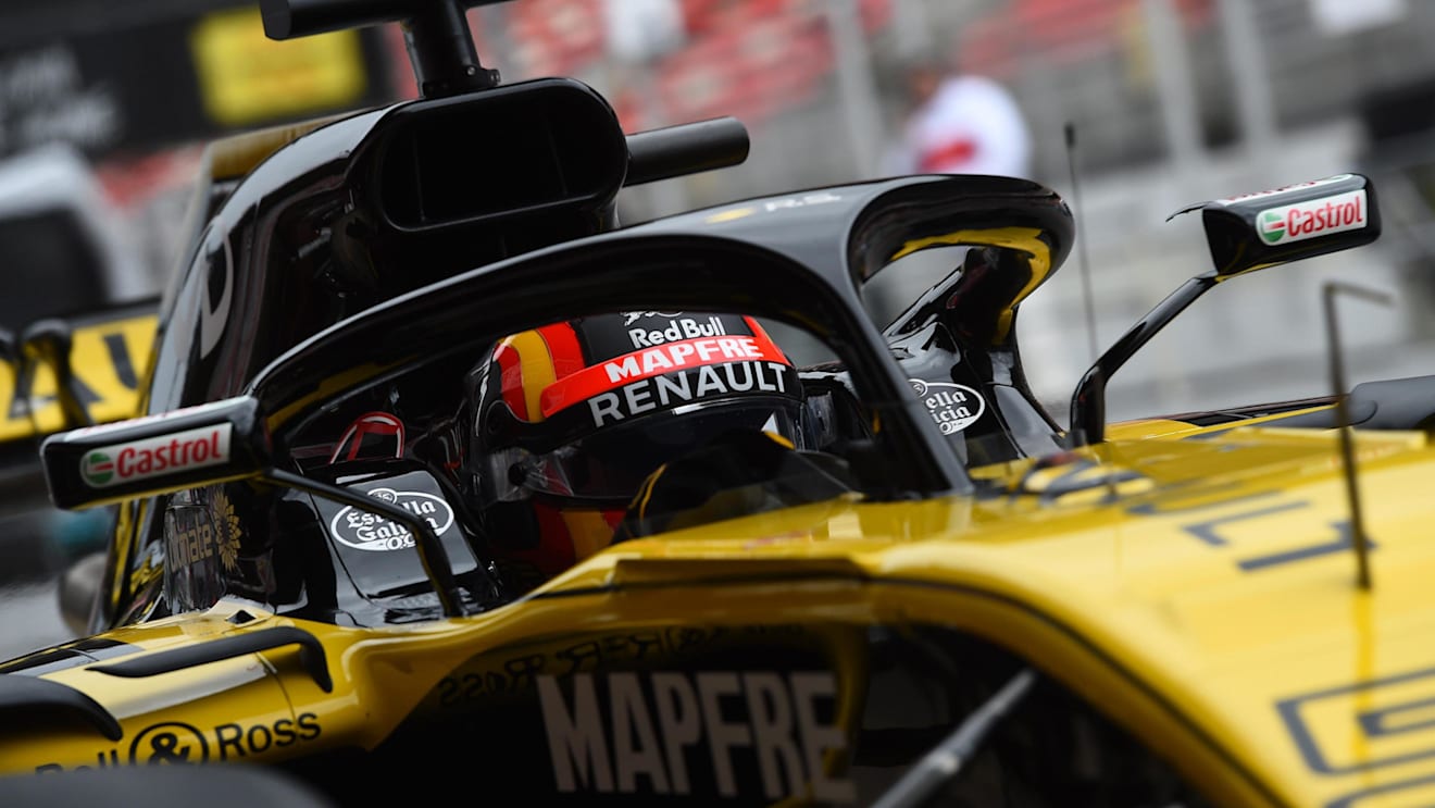 Carlos Sainz jr (ESP) Renault Sport F1 Team RS18 at Formula One Testing, Day One, Barcelona, Spain, 26 February 2018. © Jerry Andre/Sutton Images