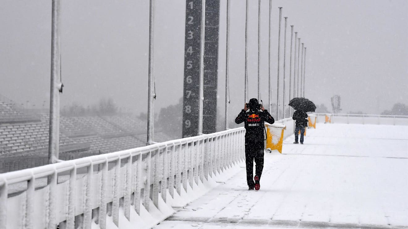 Snow stops testing on day three at Formula One Testing, Day Three, Barcelona, Spain, 28 February 2018. © Mark Sutton/Sutton Images