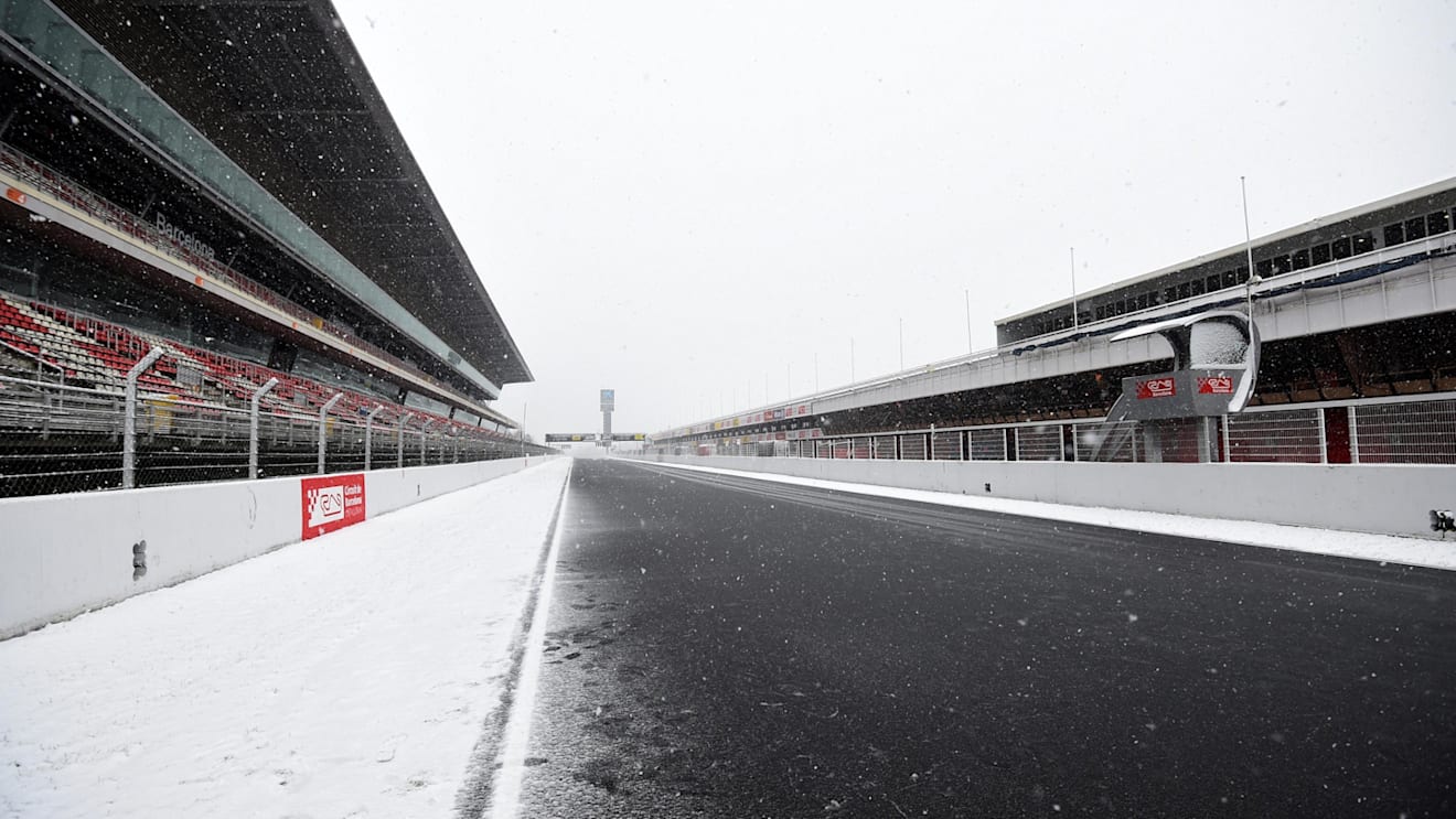 Snow stops testing on day three at Formula One Testing, Day Three, Barcelona, Spain, 28 February 2018. © Jerry Andre/Sutton Images