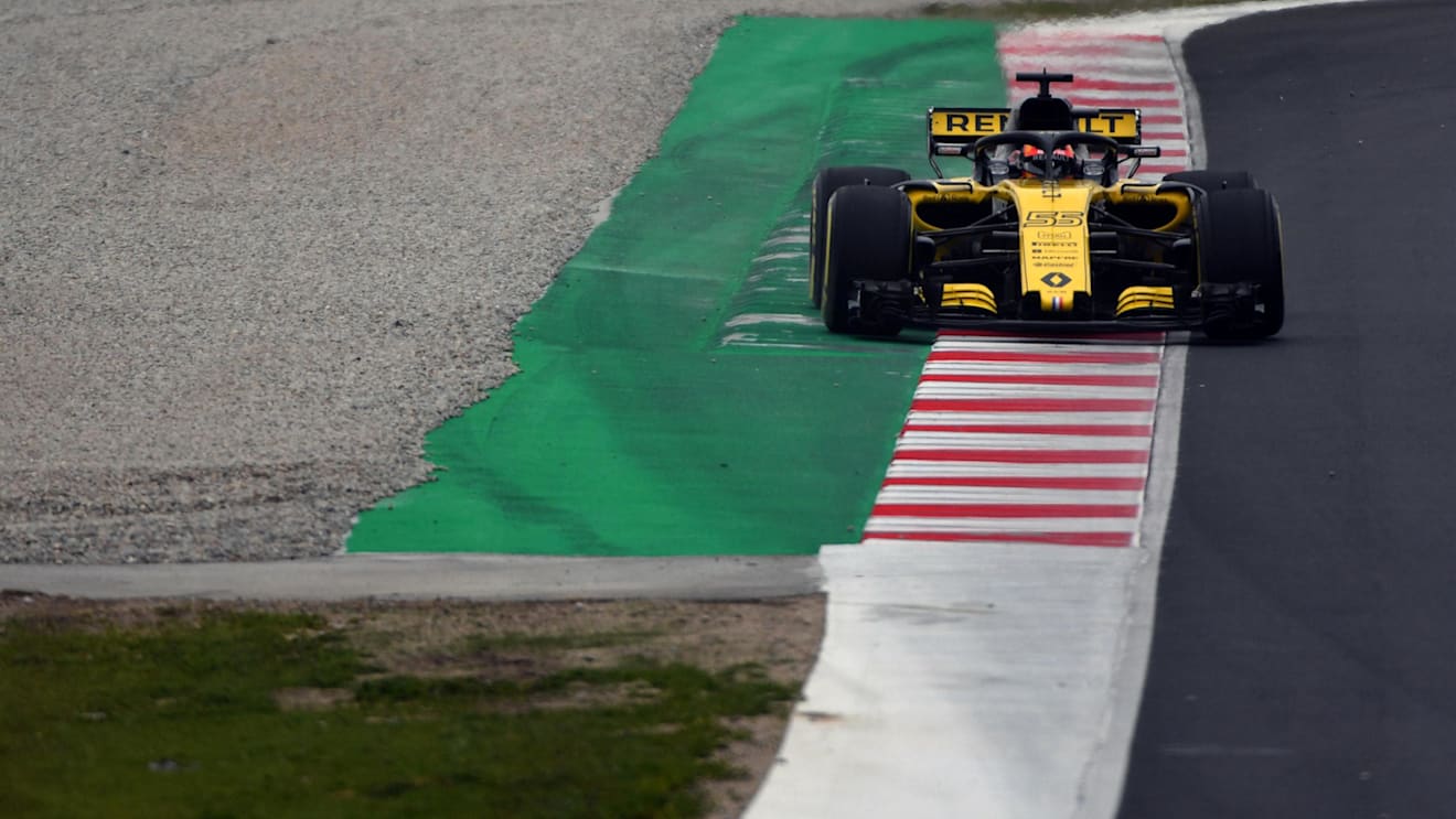 Carlos Sainz jr (ESP) Renault Sport F1 Team RS18 at Formula One Testing, Day Two, Barcelona, Spain, 27 February 2018. © Mark Sutton/Sutton Images