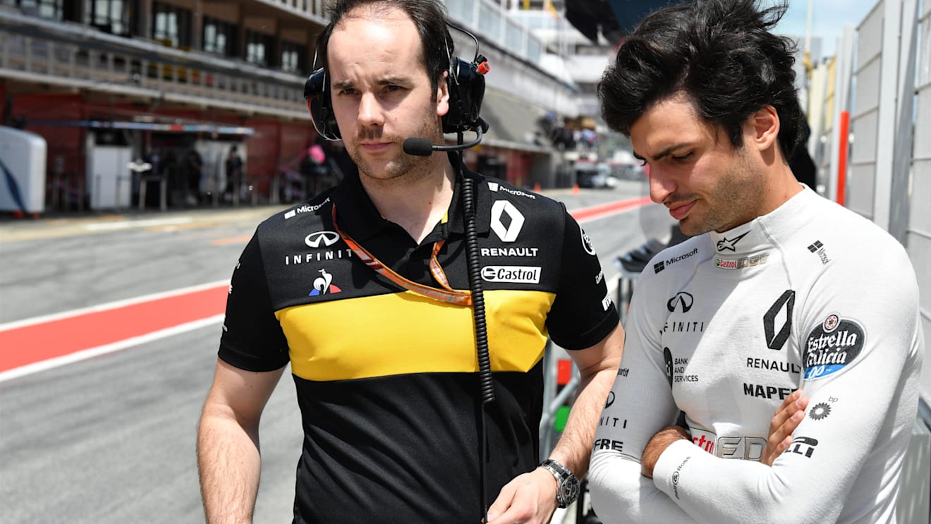 Carlos Sainz jr (ESP) Renault Sport F1 Team at Formula One Testing, Day One, Barcelona, Spain, Tuesday 15 May 2018. © Mark Sutton/Sutton Images