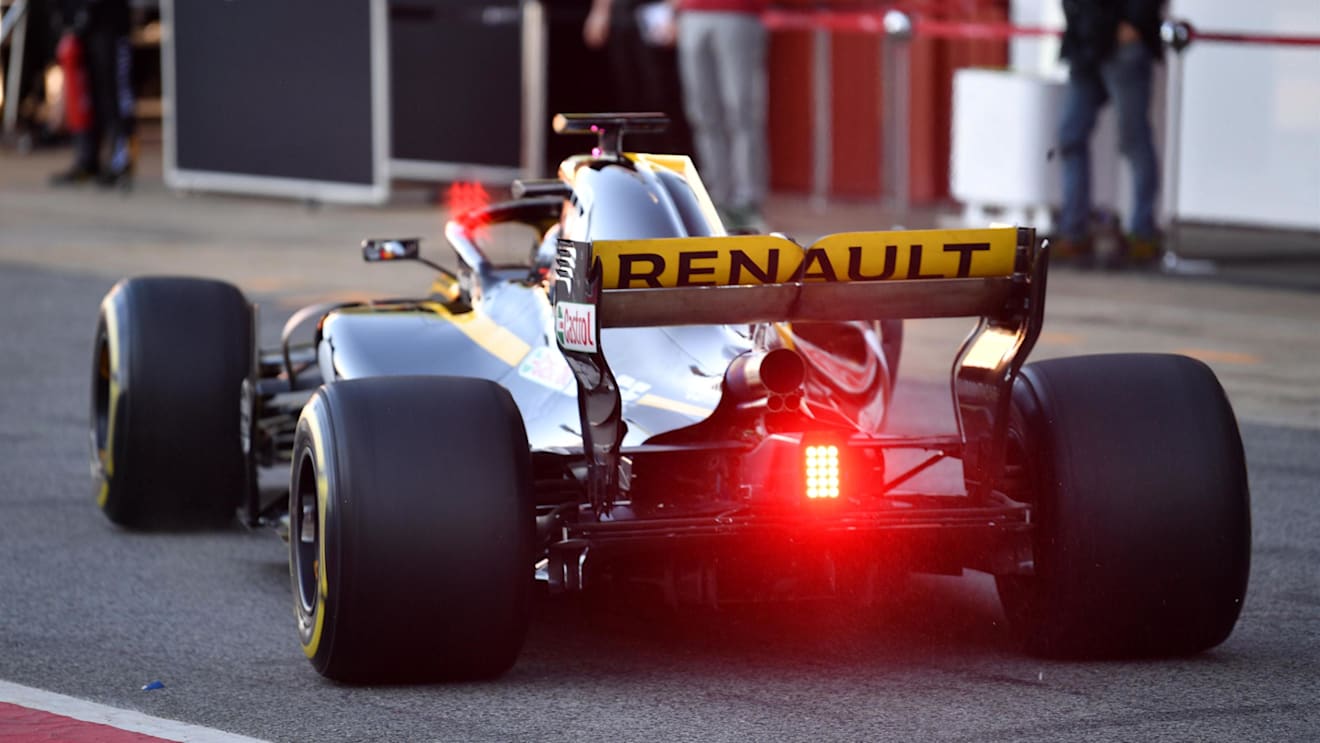 Carlos Sainz jr (ESP) Renault Sport F1 Team RS18 at Formula One Testing, Day Two, Barcelona, Spain, 7 March 2018. © Mark Sutton/Sutton Images