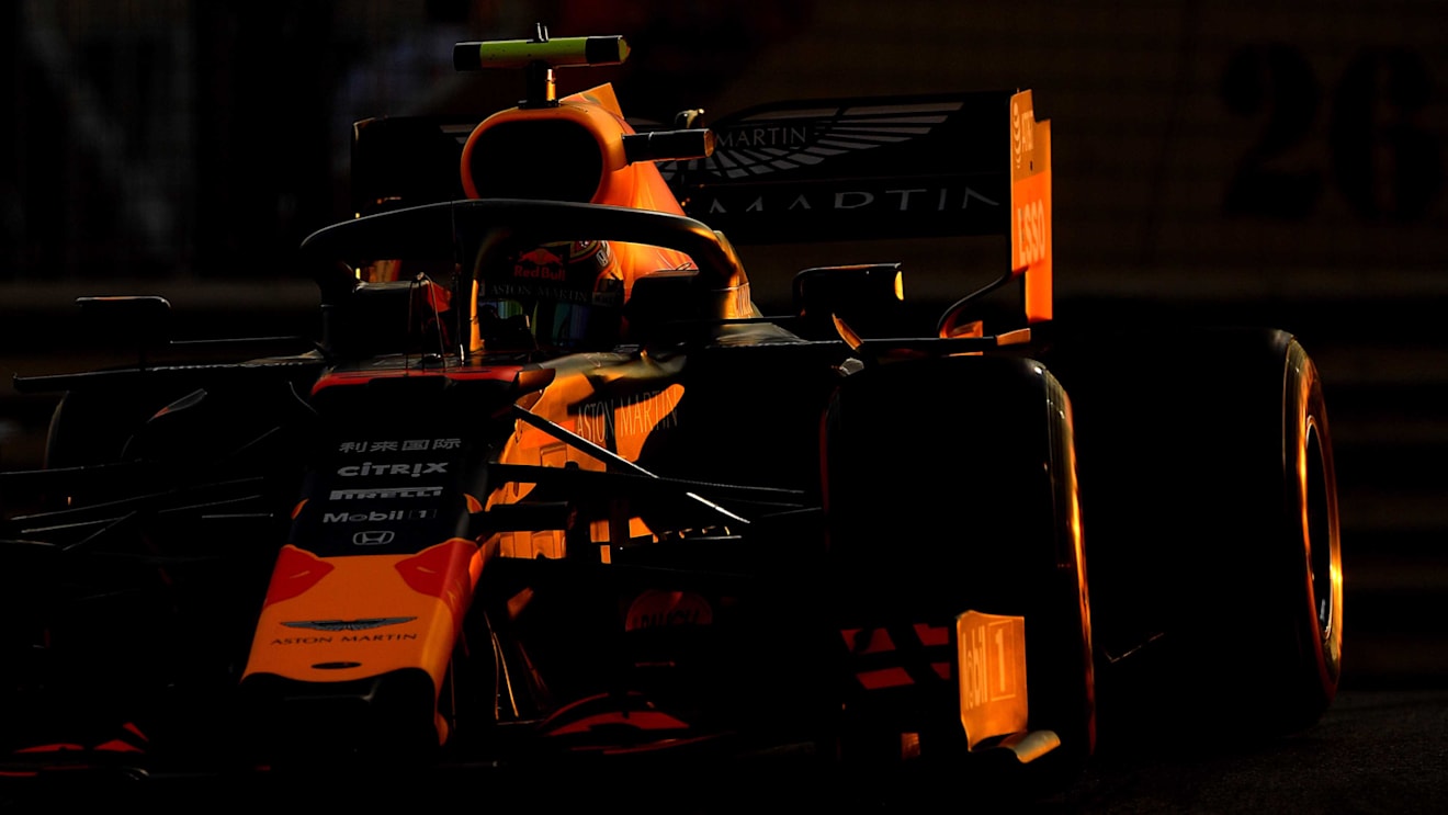 ABU DHABI, UNITED ARAB EMIRATES - NOVEMBER 30: Alexander Albon of Thailand driving the (23) Aston Martin Red Bull Racing RB15 on track during qualifying for the F1 Grand Prix of Abu Dhabi at Yas Marina Circuit on November 30, 2019 in Abu Dhabi, United Arab Emirates. (Photo by Clive Mason/Getty Images)
