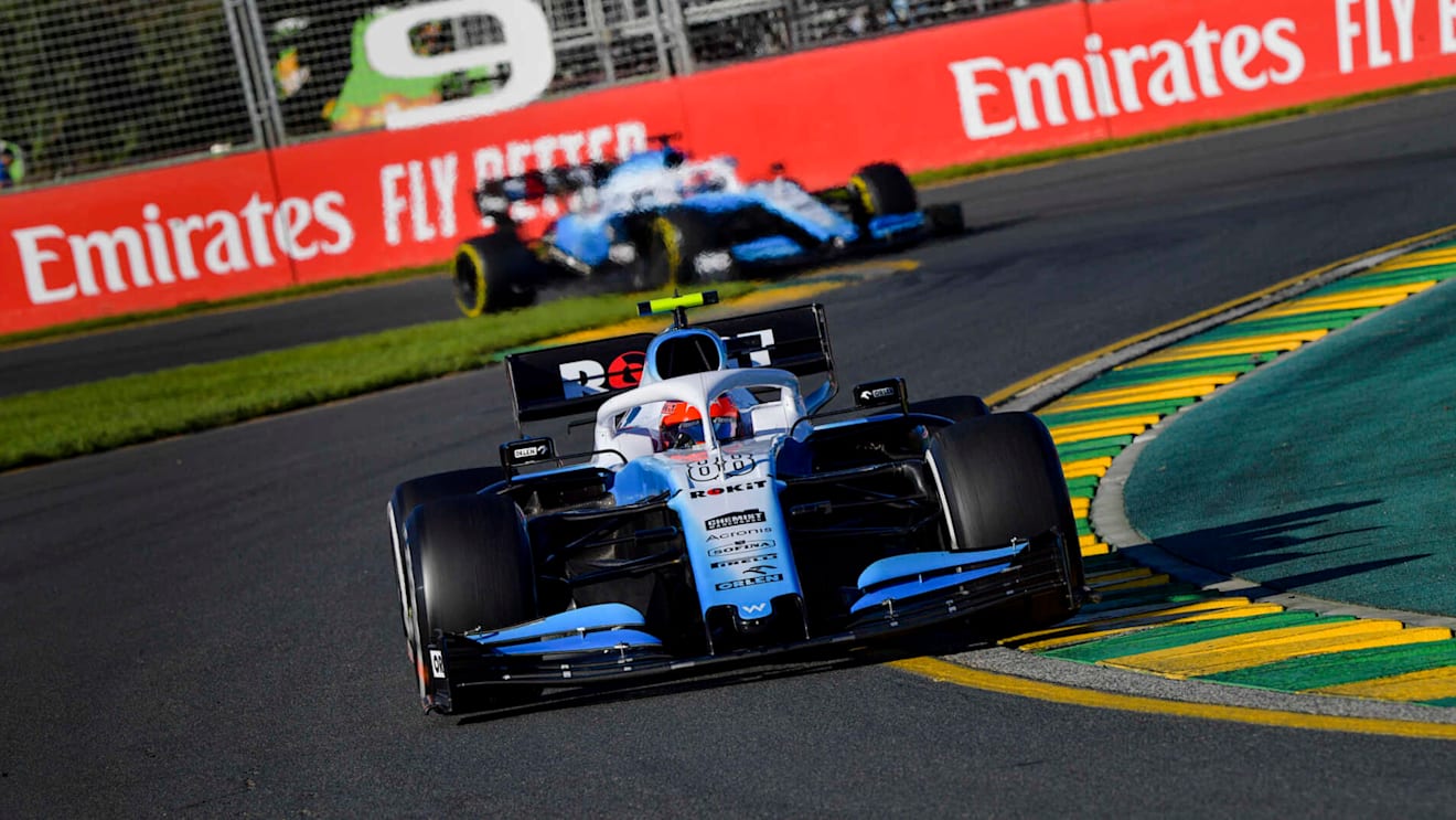 MELBOURNE GRAND PRIX CIRCUIT, AUSTRALIA - MARCH 15: Robert Kubica, Williams FW42, leads George Russell, Williams Racing FW42 during the Australian GP at Melbourne Grand Prix Circuit on March 15, 2019 in Melbourne Grand Prix Circuit, Australia. (Photo by Jerry Andre / Sutton Images)