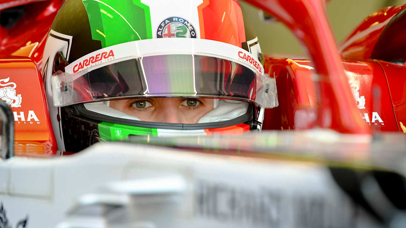 MELBOURNE GRAND PRIX CIRCUIT, AUSTRALIA - MARCH 16: Antonio Giovinazzi, Alfa Romeo Racing during the Australian GP at Melbourne Grand Prix Circuit on March 16, 2019 in Melbourne Grand Prix Circuit, Australia. (Photo by Mark Sutton / Sutton Images)