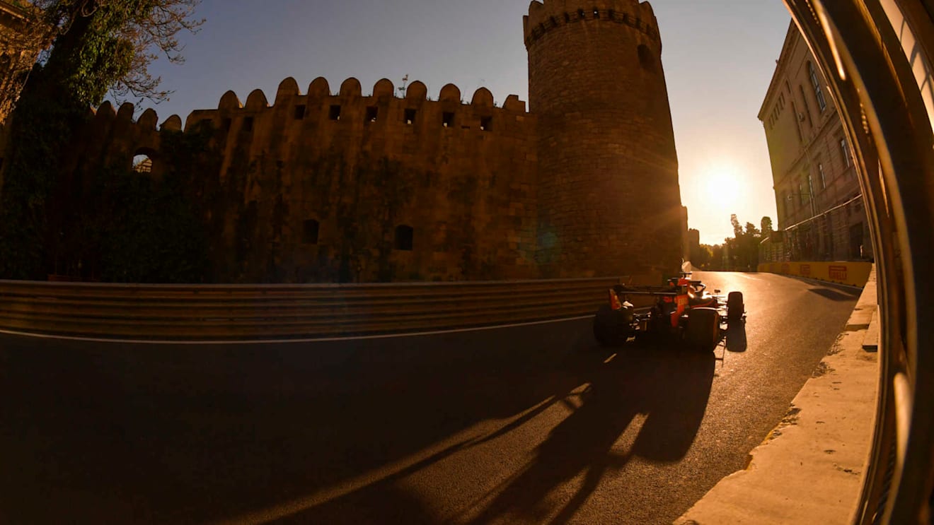 BAKU CITY CIRCUIT, AZERBAIJAN - APRIL 26: Max Verstappen, Red Bull Racing RB15 during the Azerbaijan GP at Baku City Circuit on April 26, 2019 in Baku City Circuit, Azerbaijan. (Photo by Jerry Andre / Sutton Images)